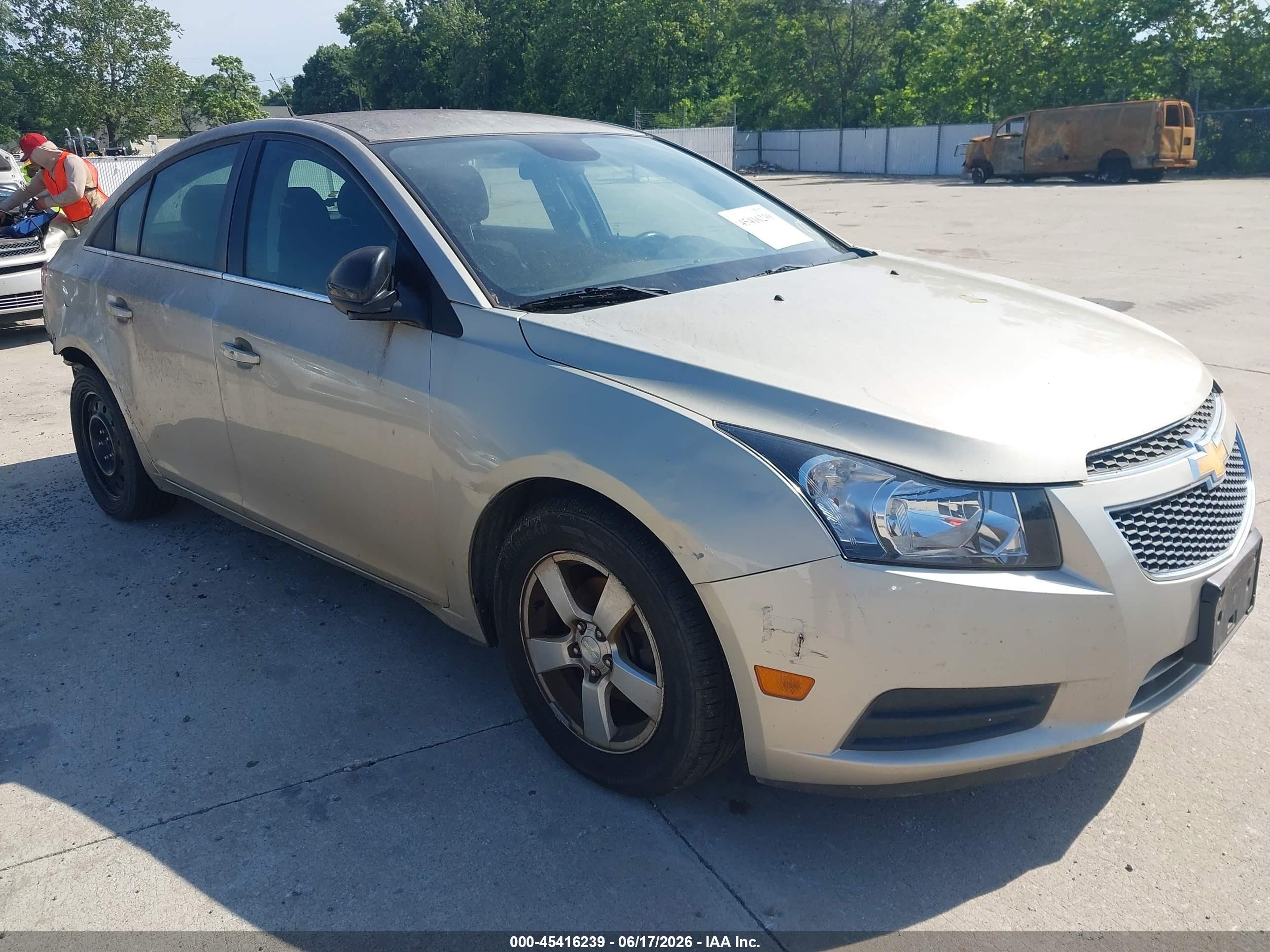 2014 Chevrolet Cruze 1lt Auto Beige vin: 1G1PC5SB3E7402457