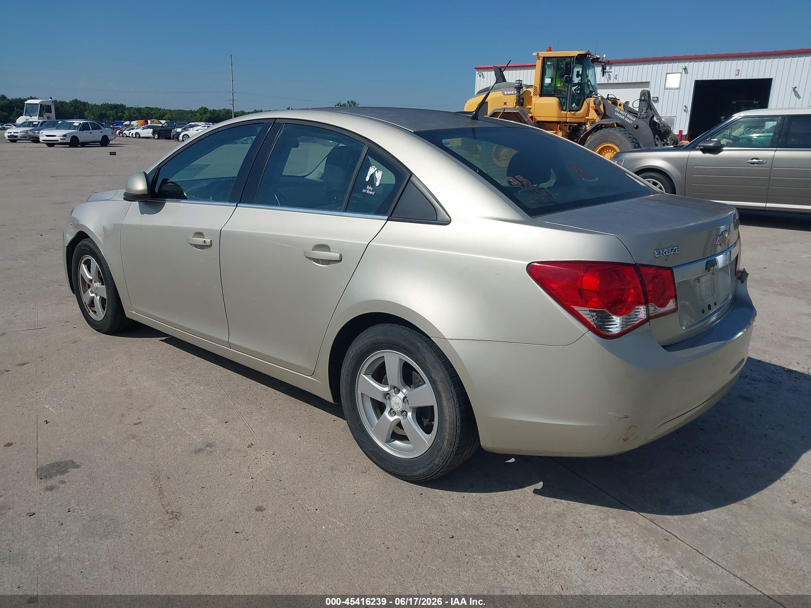2014 Chevrolet Cruze 1lt Auto Beige vin: 1G1PC5SB3E7402457