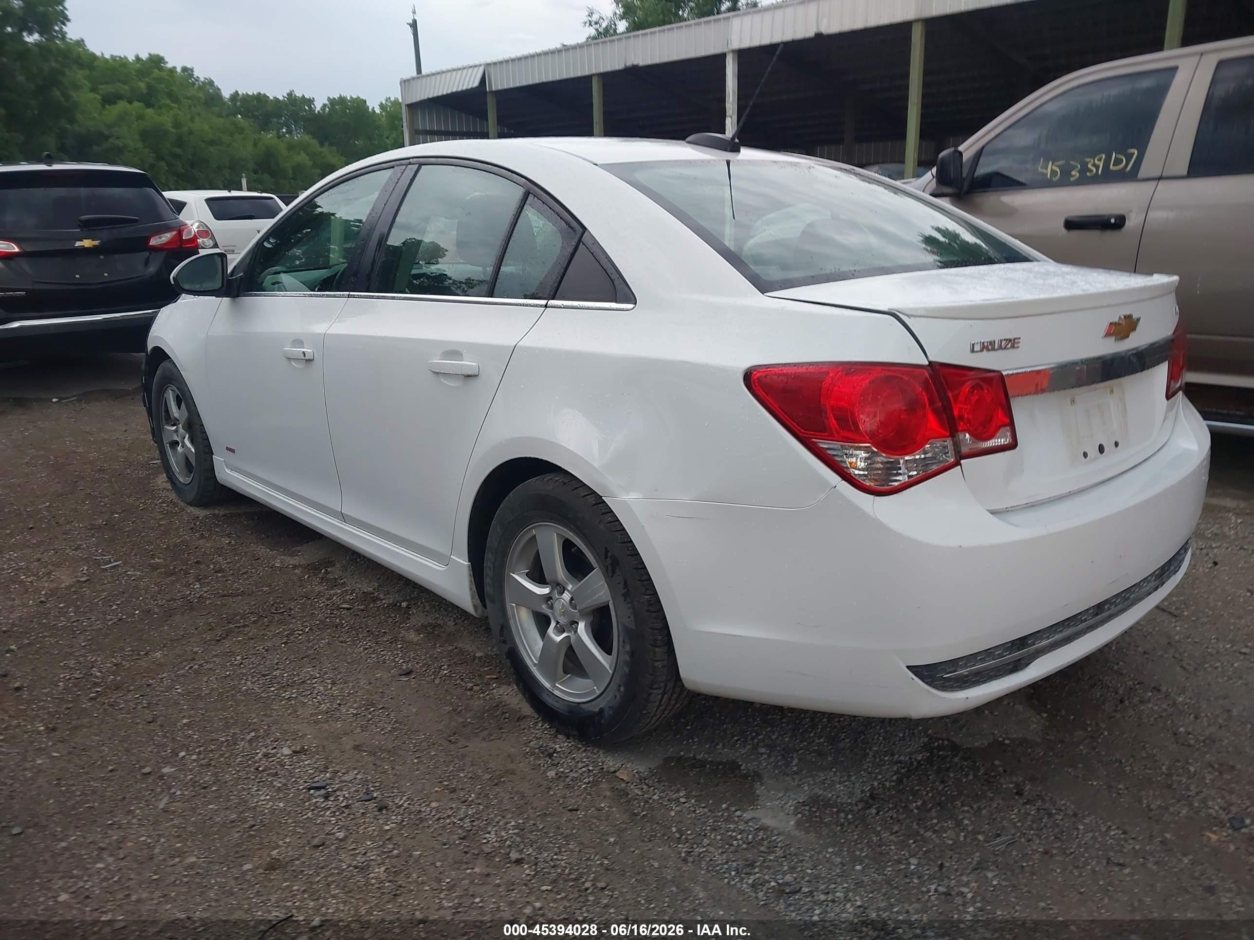 2015 Chevrolet Cruze 1lt Auto Белый vin: 1G1PC5SB3F7254411