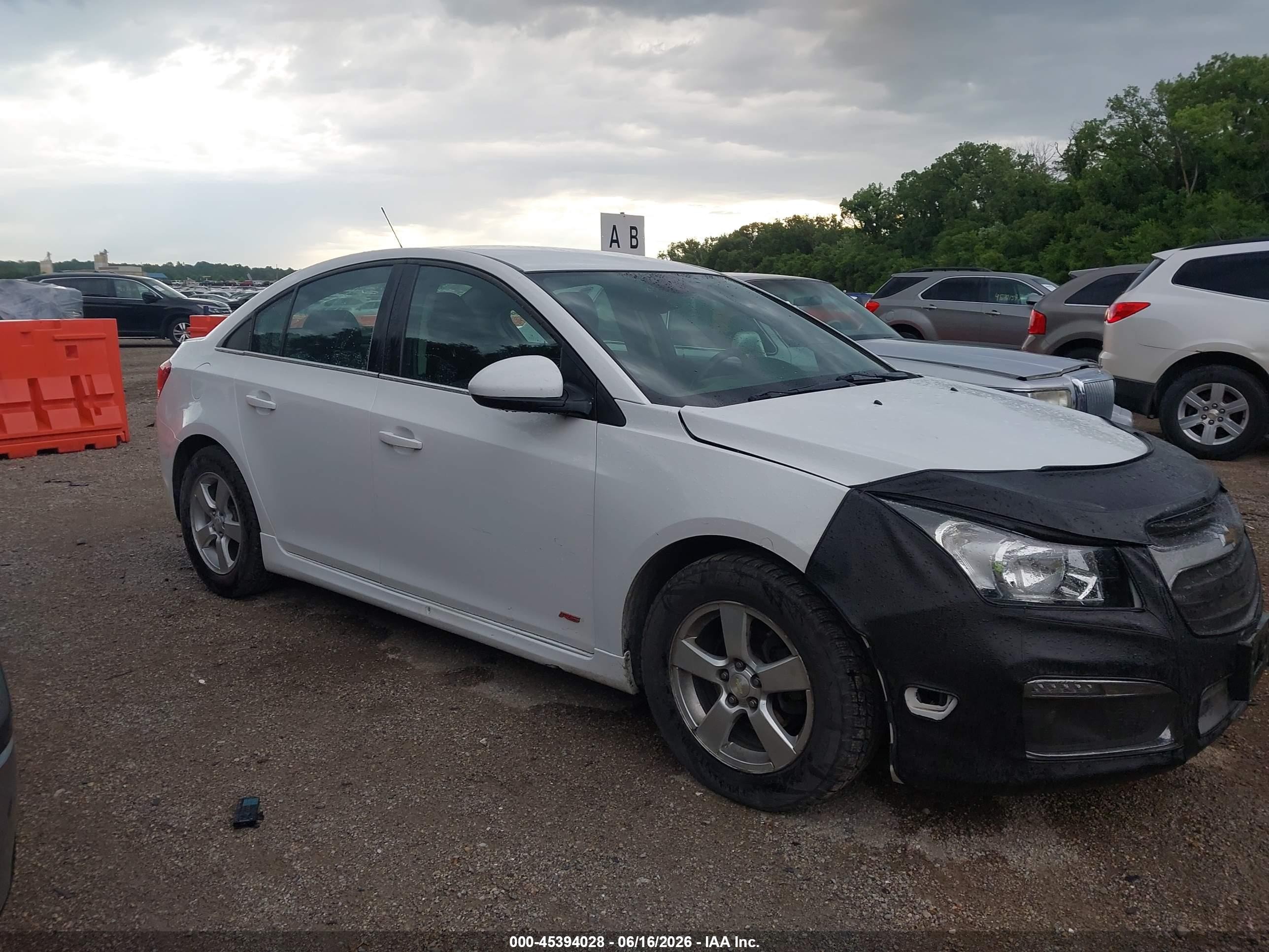 2015 Chevrolet Cruze 1lt Auto Белый vin: 1G1PC5SB3F7254411