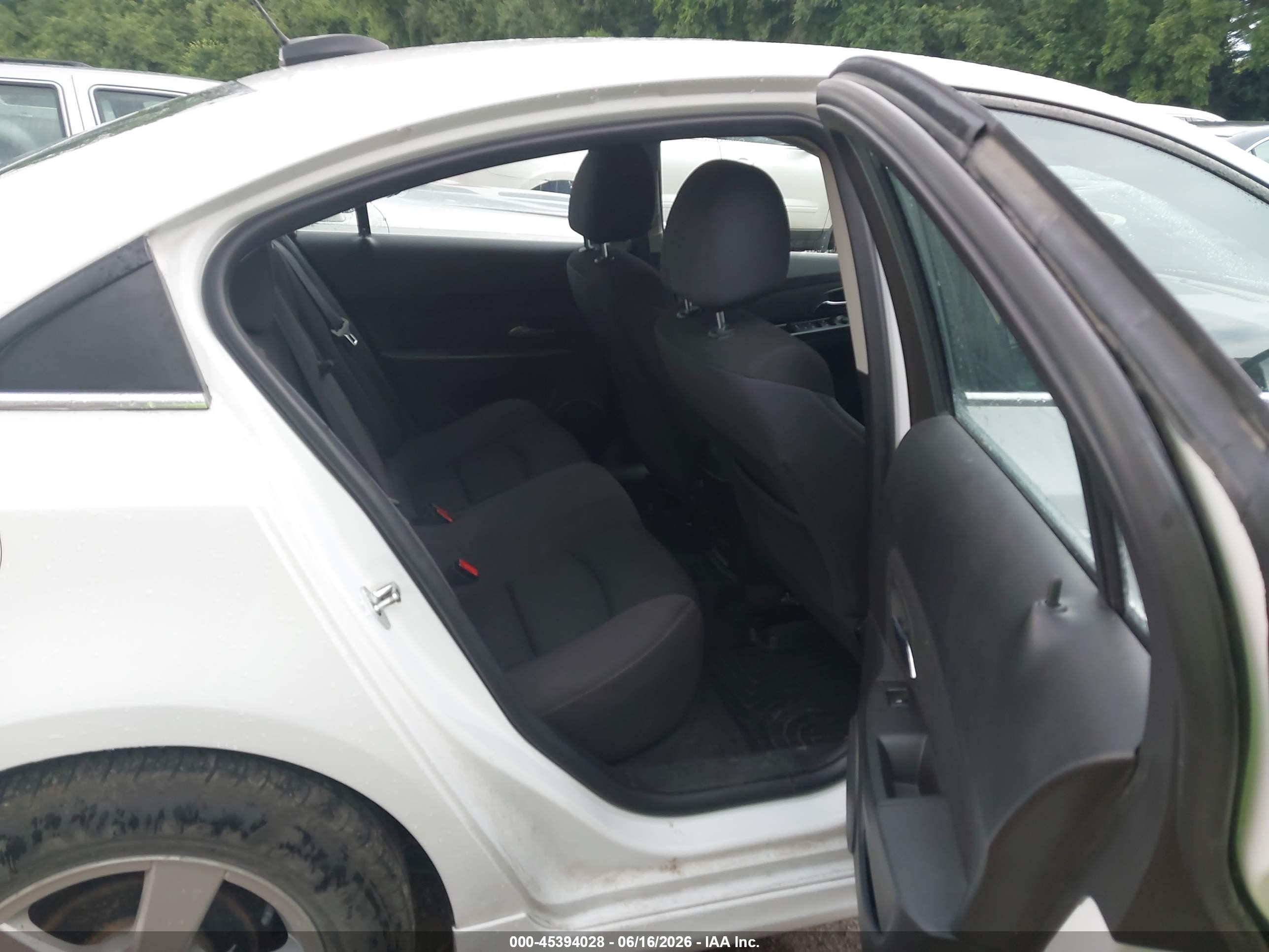 2015 Chevrolet Cruze 1lt Auto Белый vin: 1G1PC5SB3F7254411