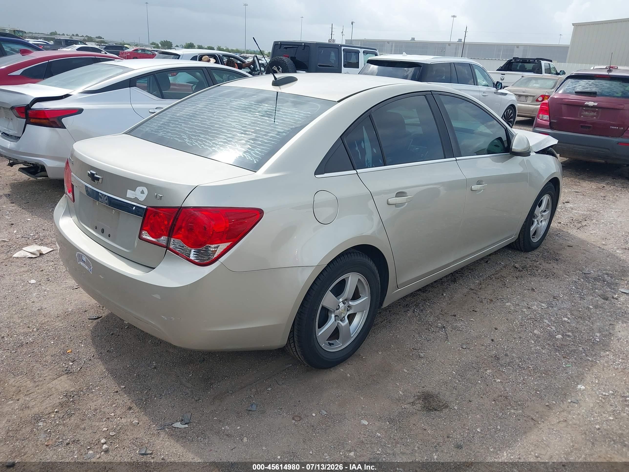 2015 Chevrolet Cruze 1lt Auto Желто-коричневый vin: 1G1PC5SB3F7278479