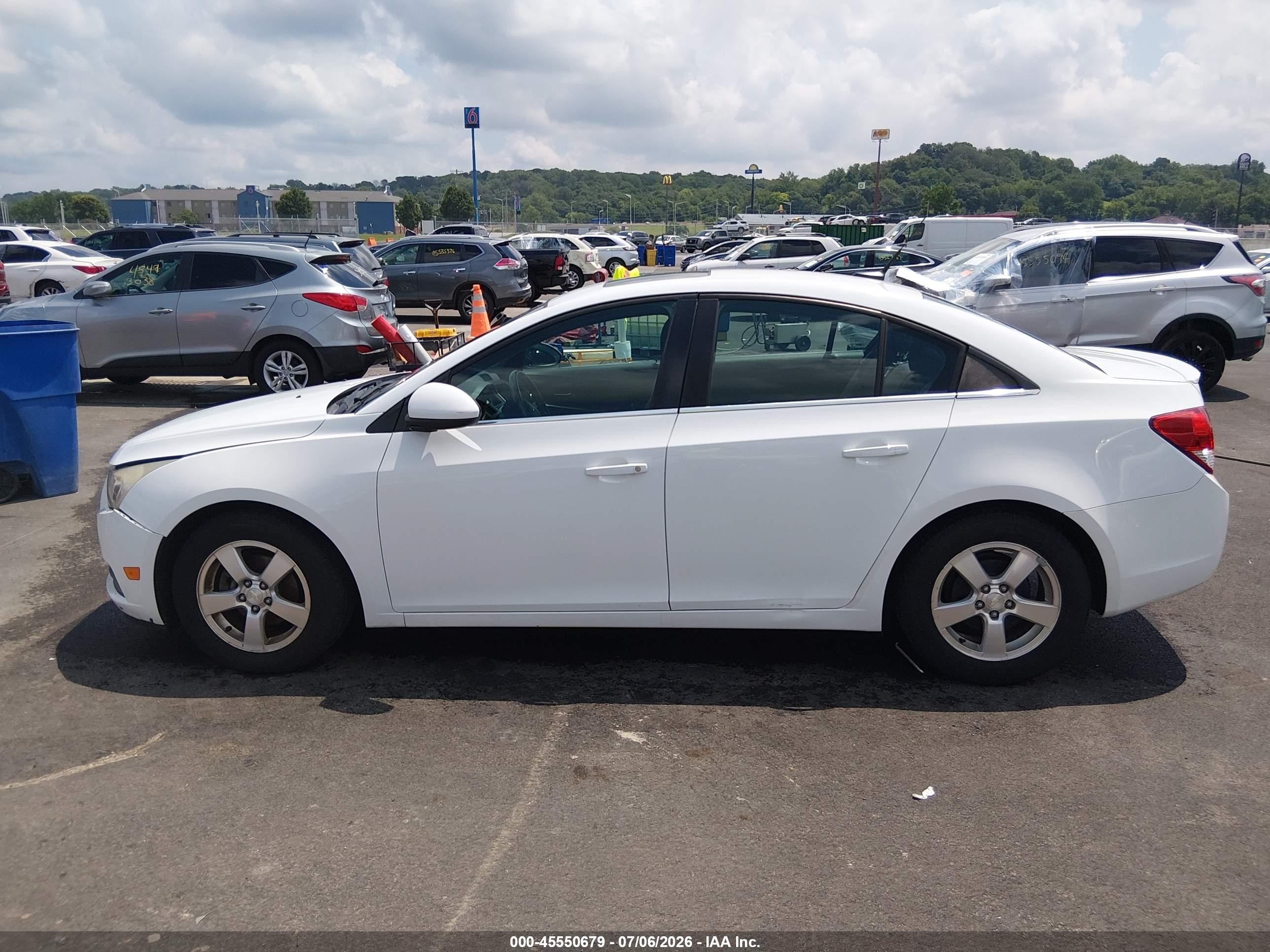 2013 Chevrolet Cruze 1lt Auto White vin: 1G1PC5SB4D7164505