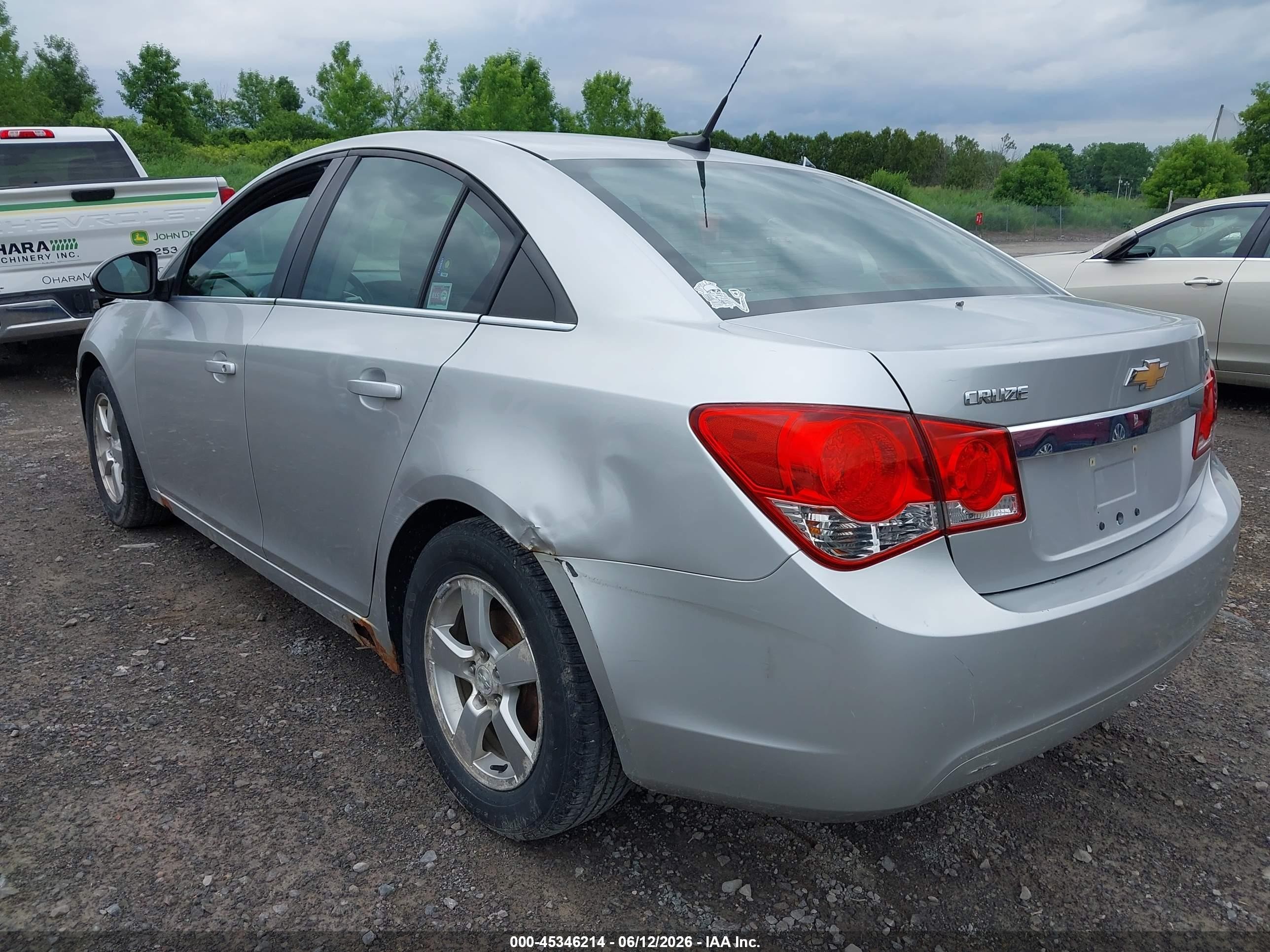 2014 Chevrolet Cruze 1lt Auto Серебряный vin: 1G1PC5SB4E7271118