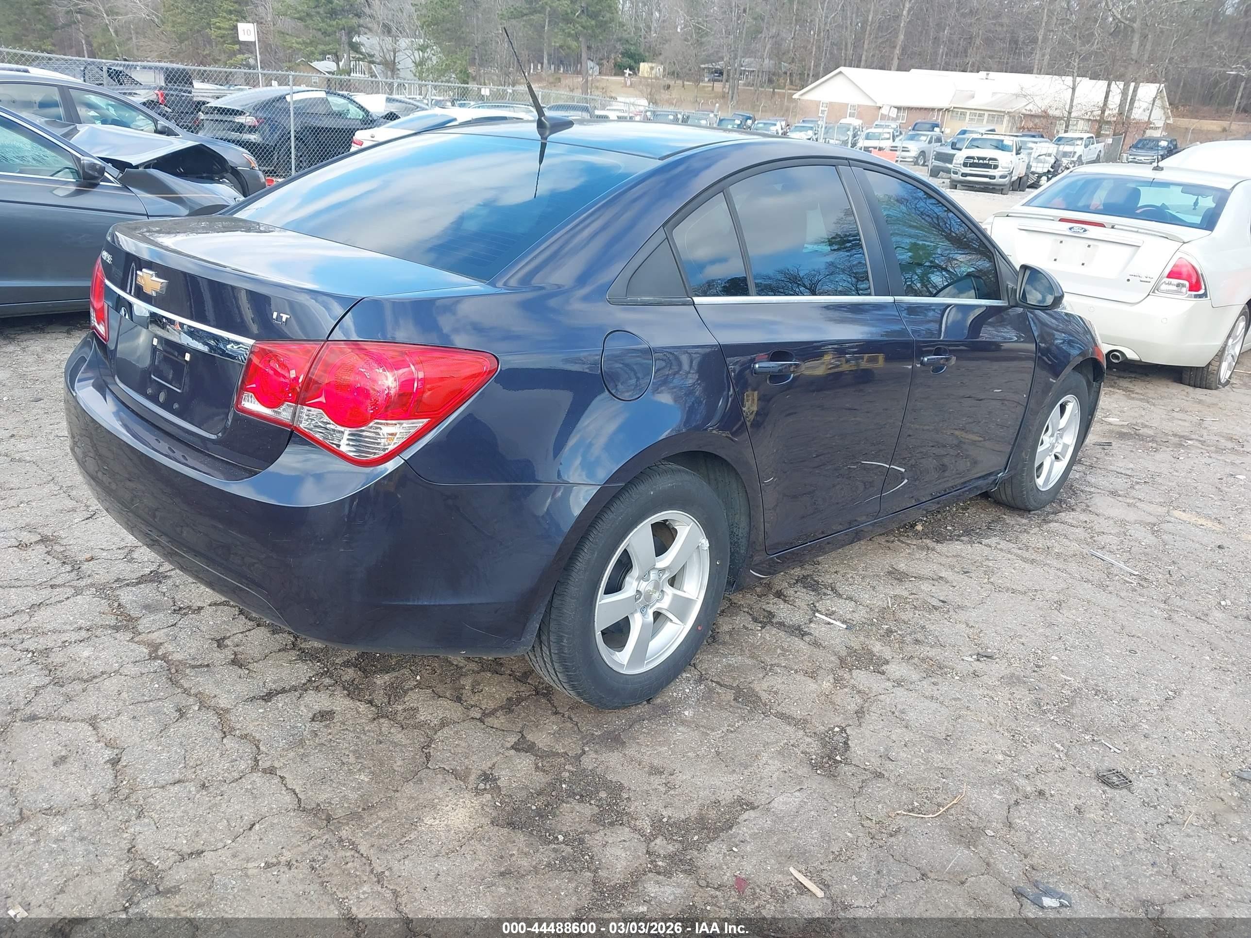 2014 Chevrolet Cruze 1lt Auto Navy vin: 1G1PC5SB4E7429408