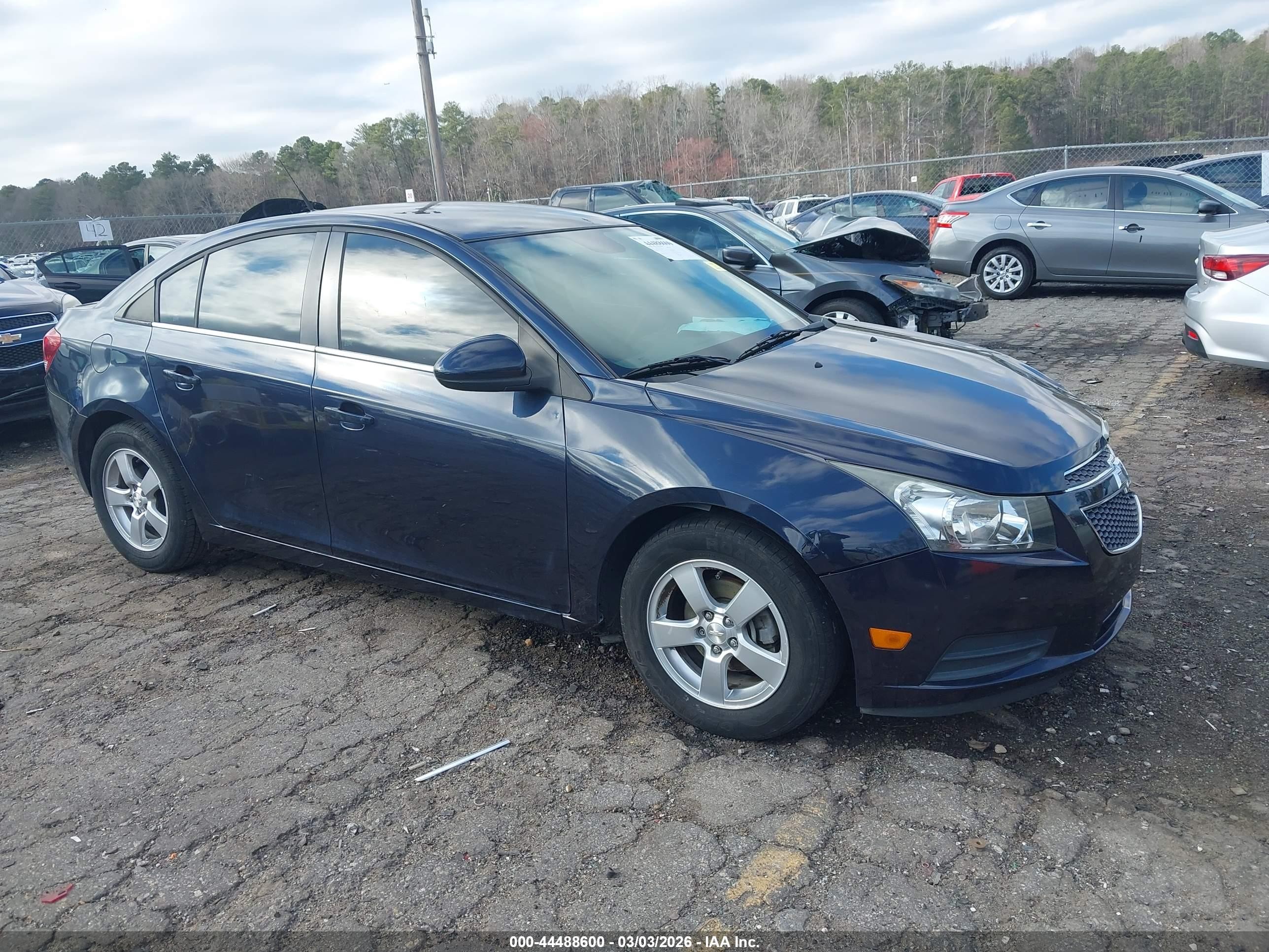 2014 Chevrolet Cruze 1lt Auto Navy vin: 1G1PC5SB4E7429408