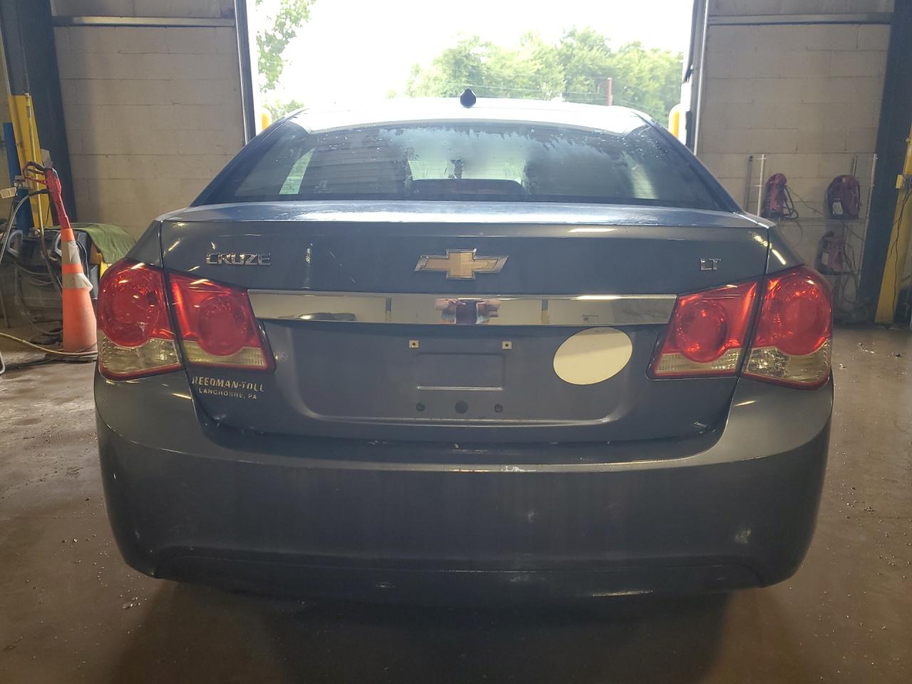 2014 Chevrolet Cruze Lt Blue vin: 1G1PC5SB4E7442692 Damage: Rear Bumper, Heavy Scratch, 1 To 2 Inches