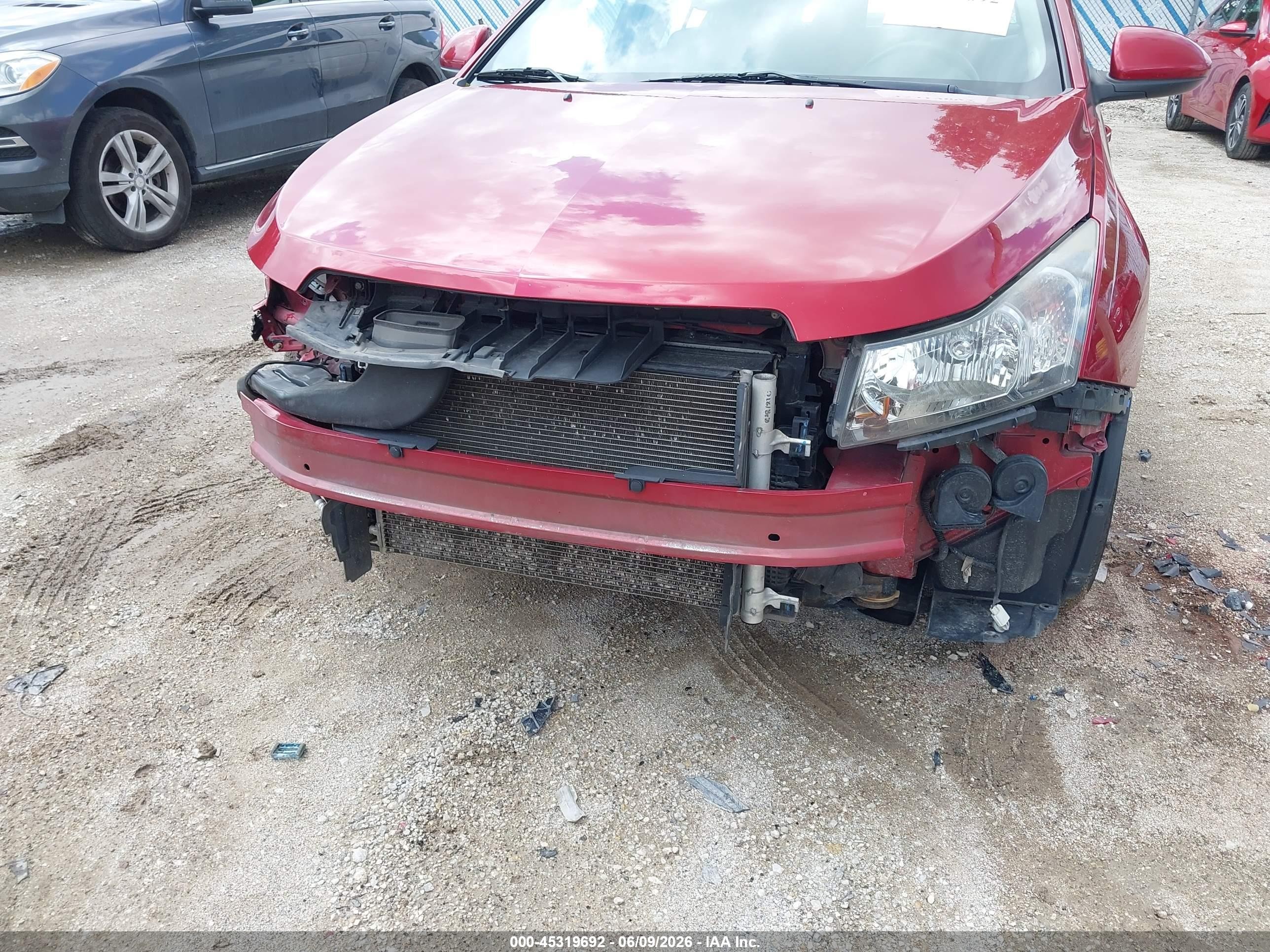 2014 Chevrolet Cruze 1lt Auto Red vin: 1G1PC5SB4E7467527