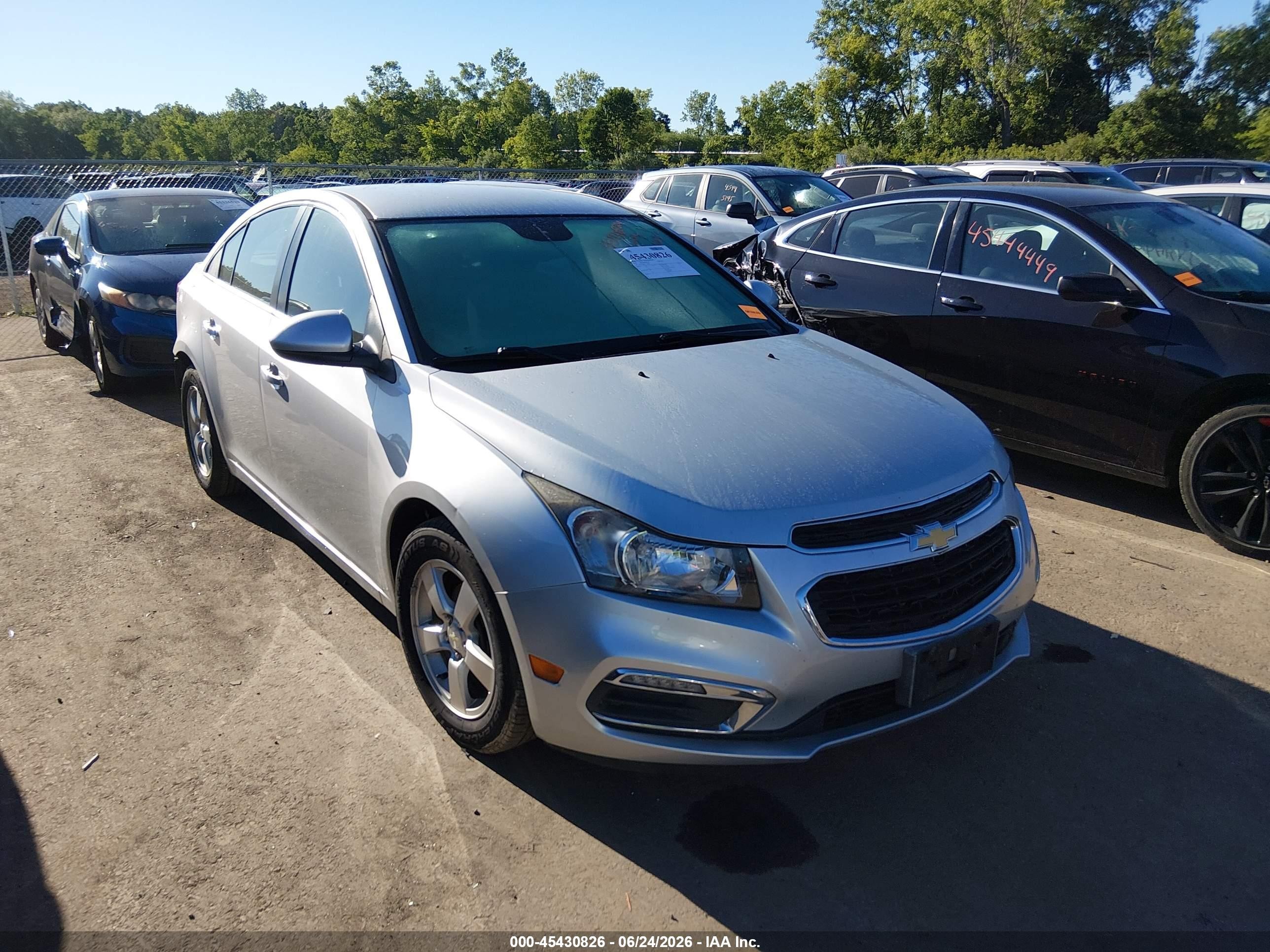 2015 Chevrolet Cruze 1lt Auto Silver vin: 1G1PC5SB4F7150400