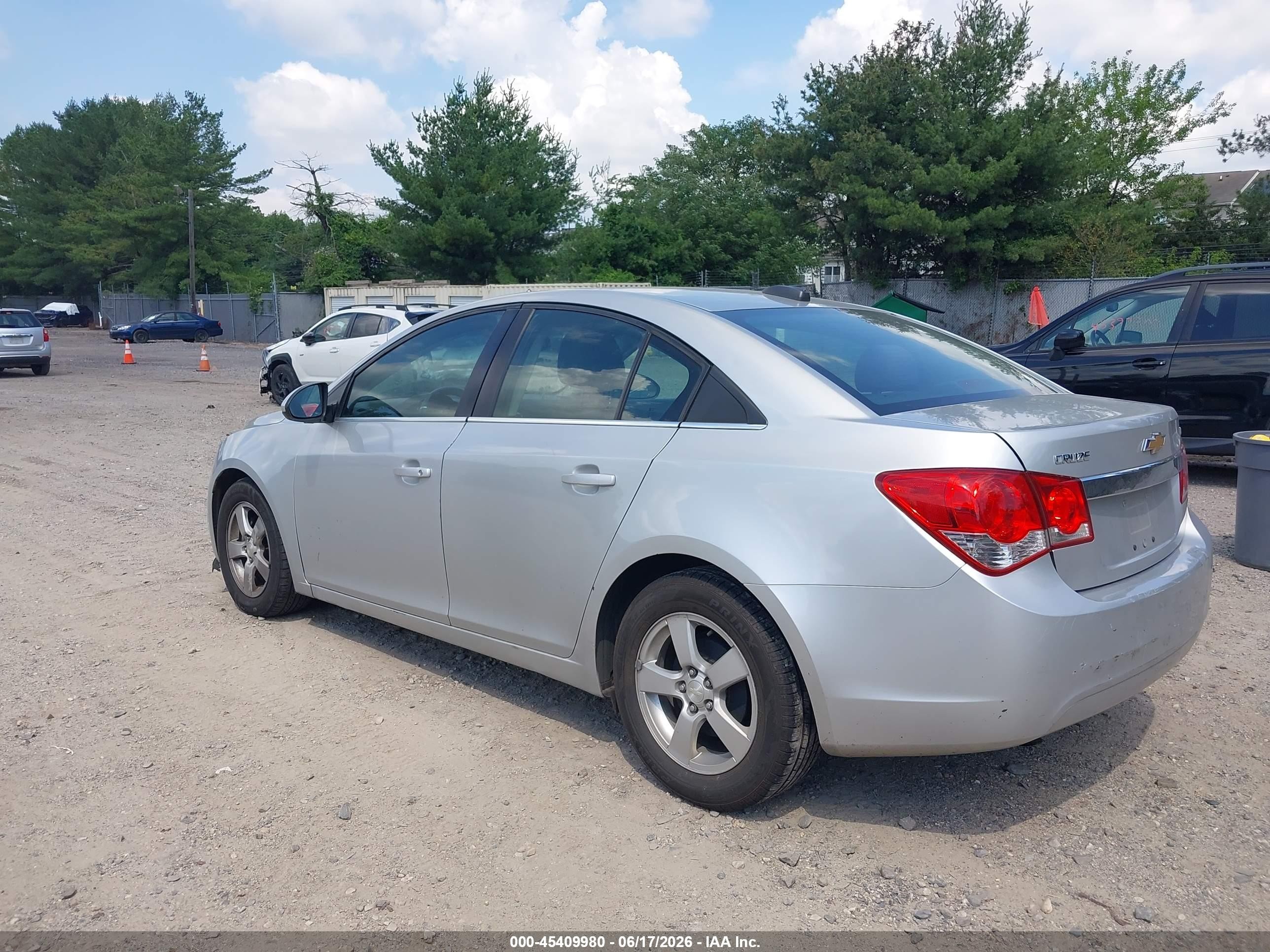 2015 Chevrolet Cruze 1lt Auto Silver vin: 1G1PC5SB4F7159856