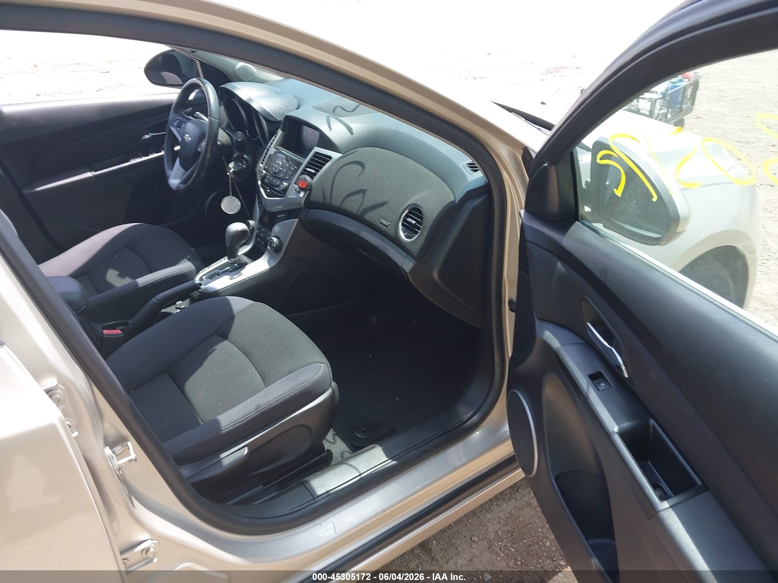 2013 Chevrolet Cruze 1lt Auto Gold vin: 1G1PC5SB5D7196377