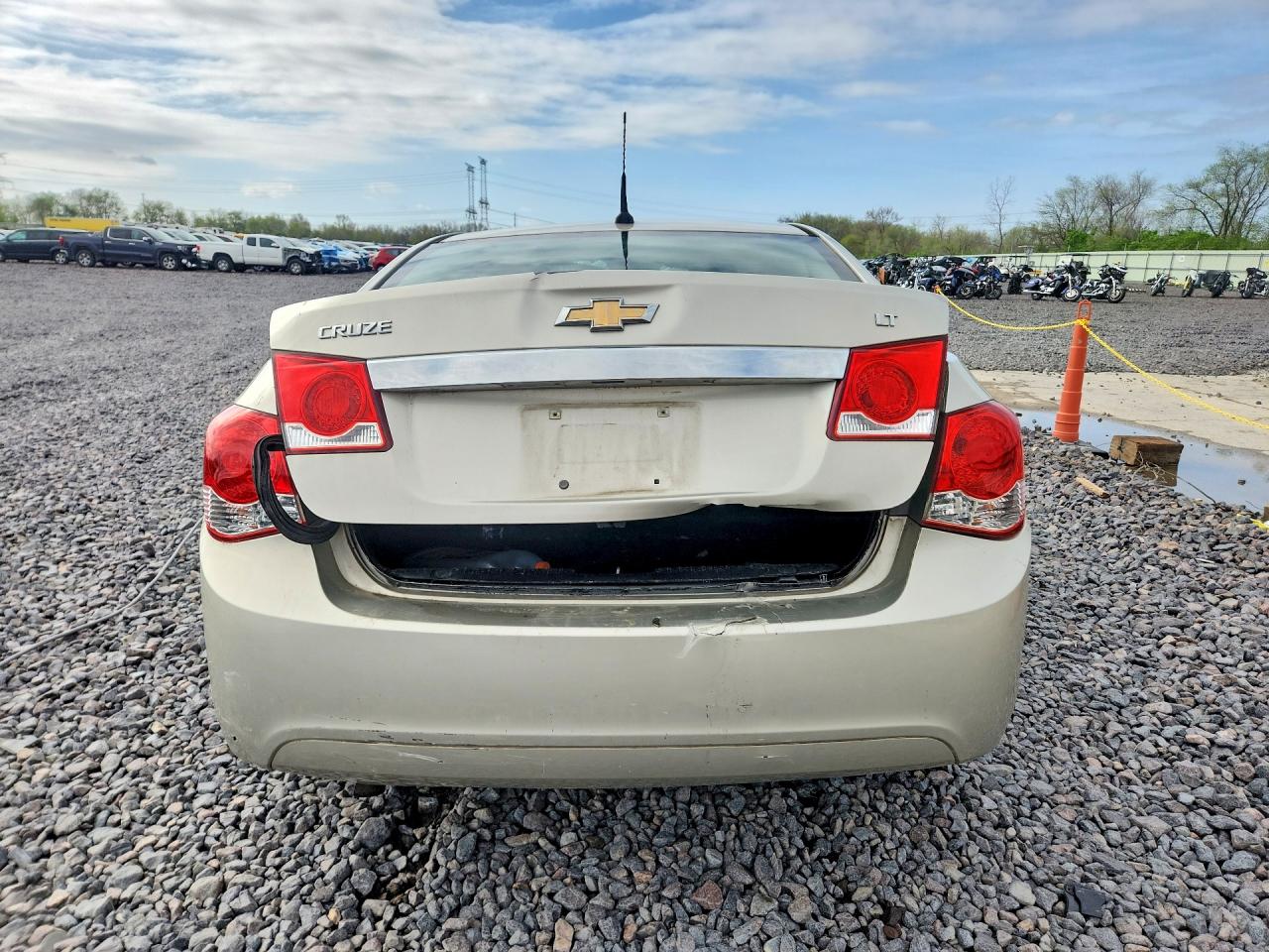 2013 Chevrolet Cruz Lt Beige vin: 1G1PC5SB5D7227921