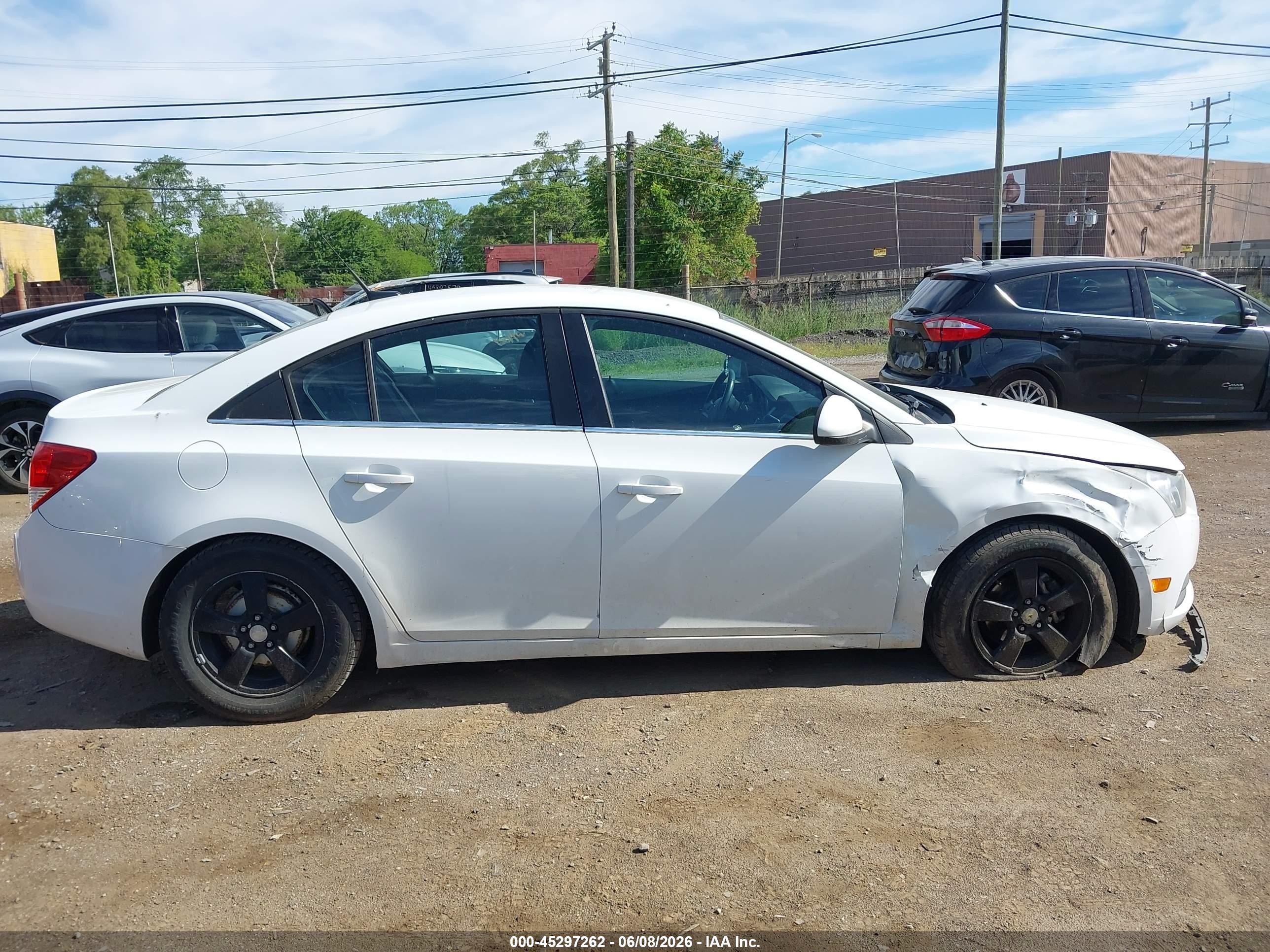 2013 Chevrolet Cruze 1lt Auto White vin: 1G1PC5SB5D7330403