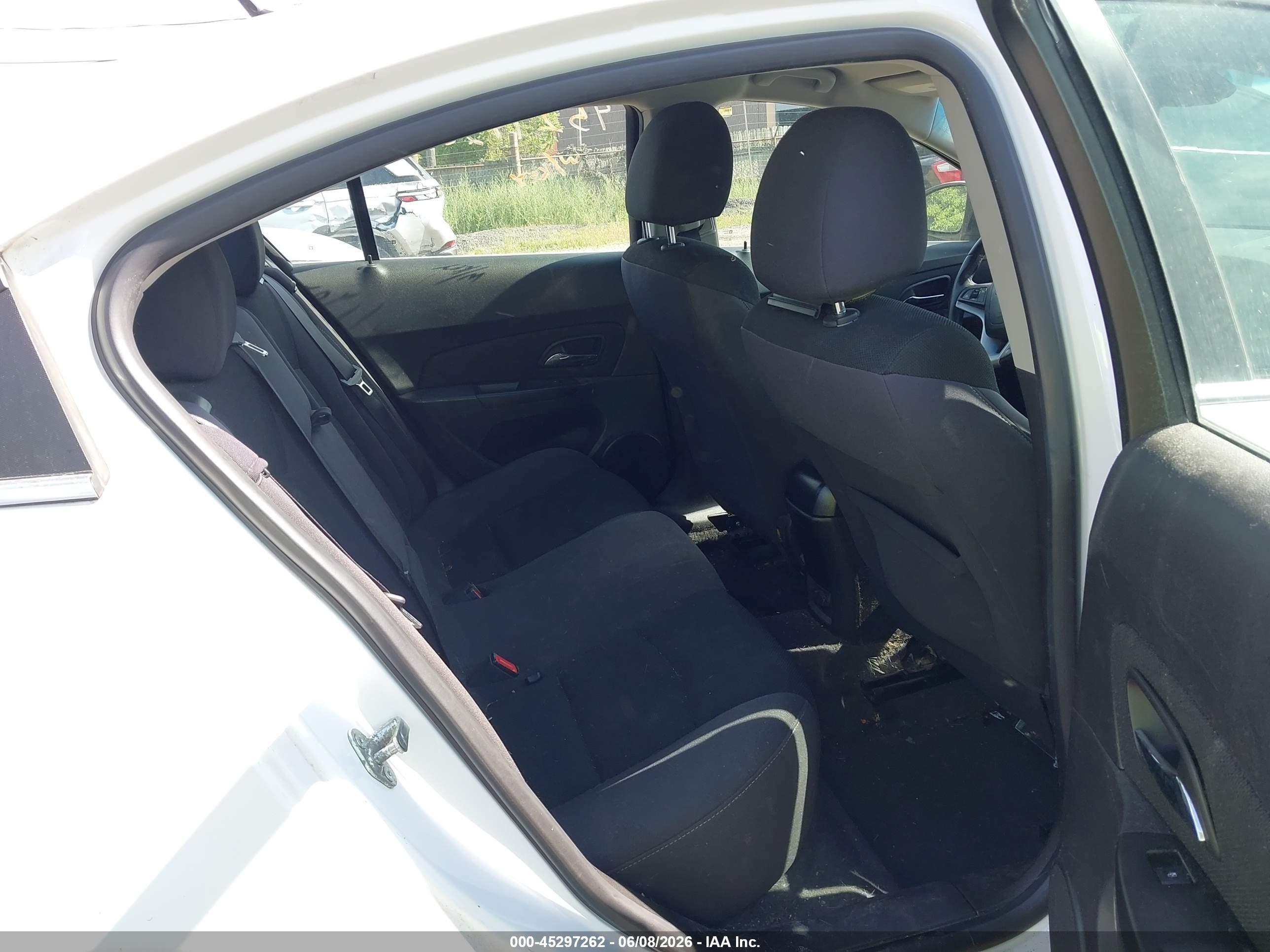 2013 Chevrolet Cruze 1lt Auto White vin: 1G1PC5SB5D7330403