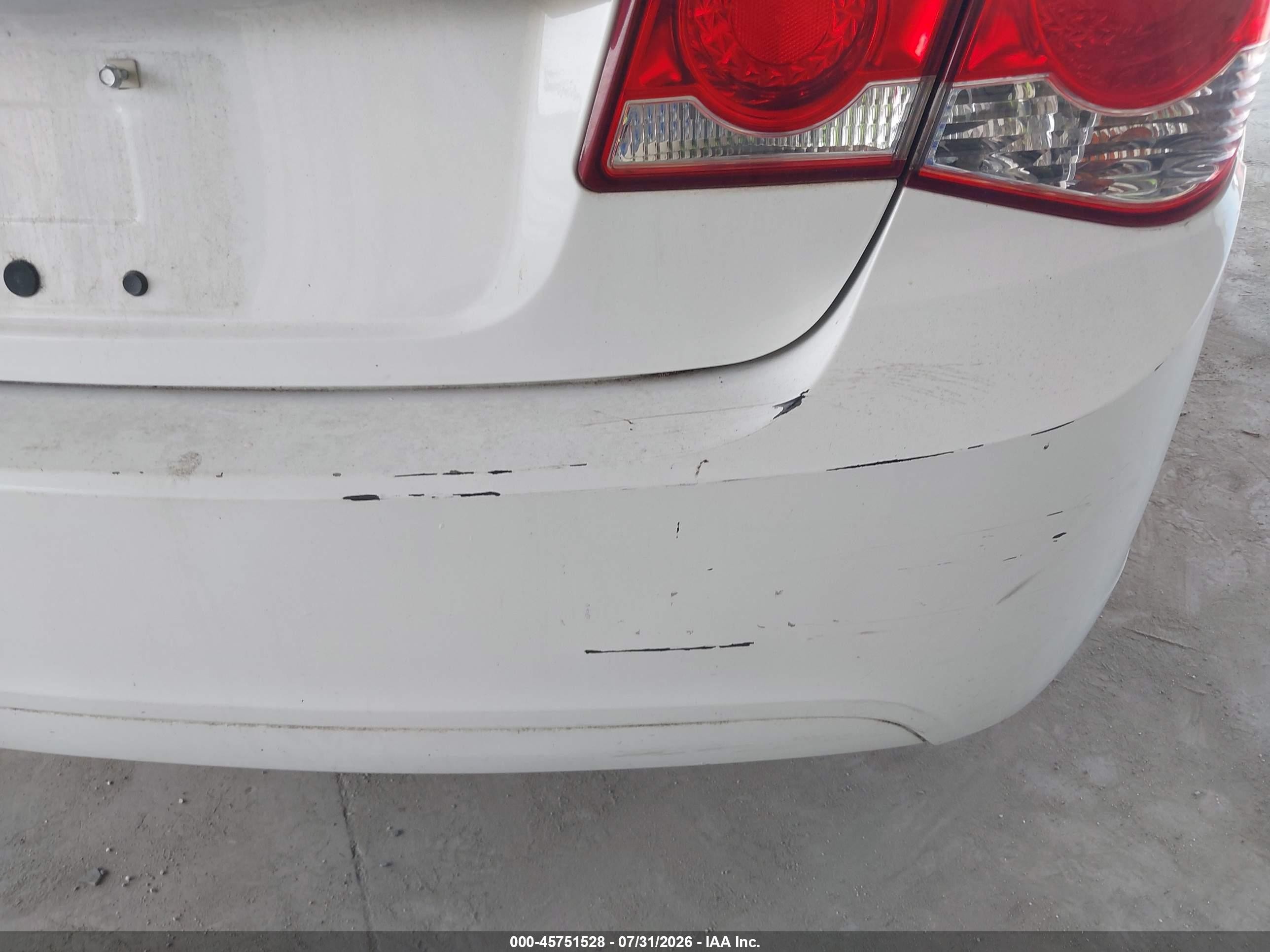 2014 Chevrolet Cruze 1lt Auto White vin: 1G1PC5SB5E7131434
