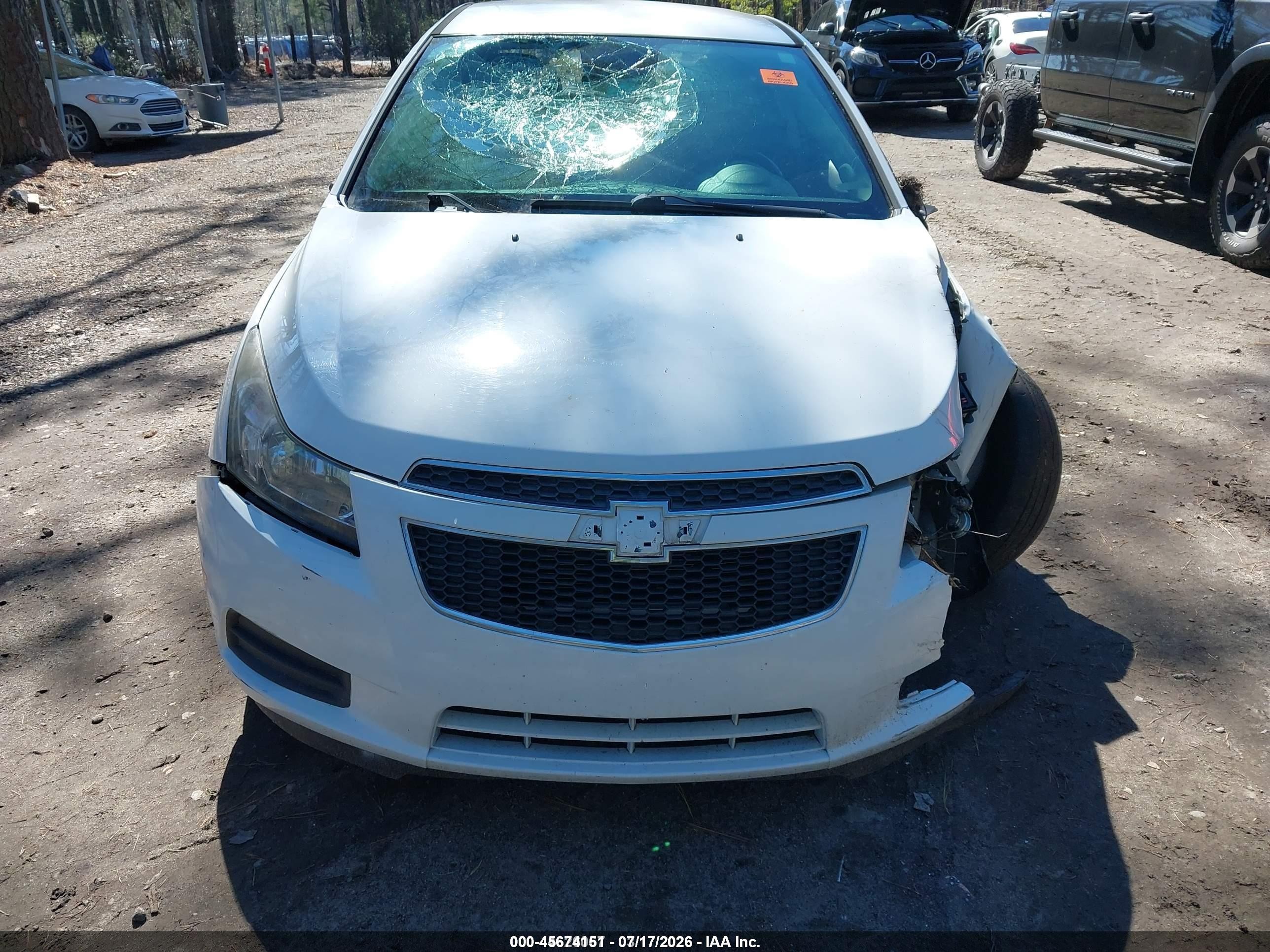 2014 Chevrolet Cruze 1lt Auto White vin: 1G1PC5SB5E7176289