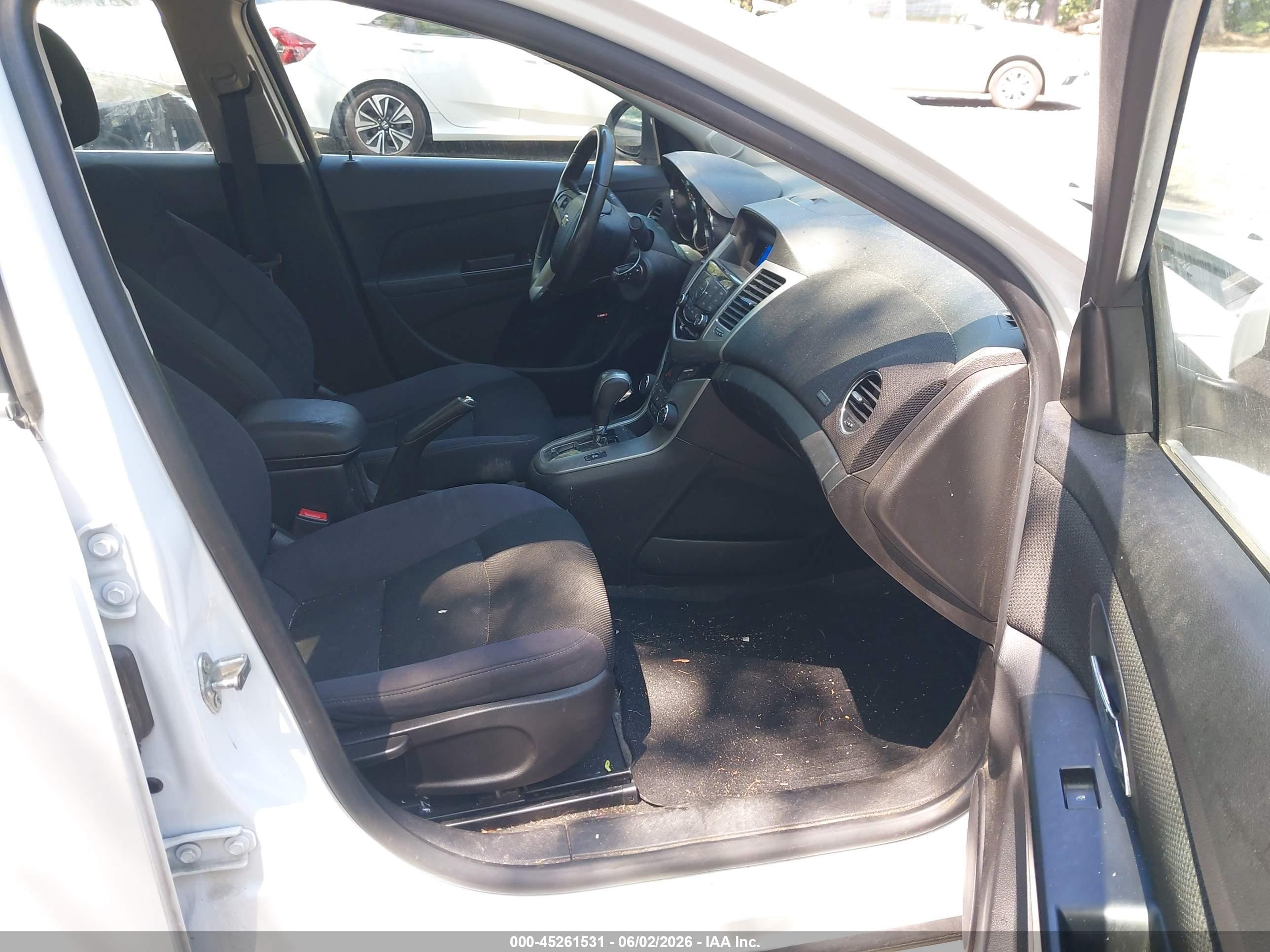 2014 Chevrolet Cruze 1lt Auto White vin: 1G1PC5SB5E7223241