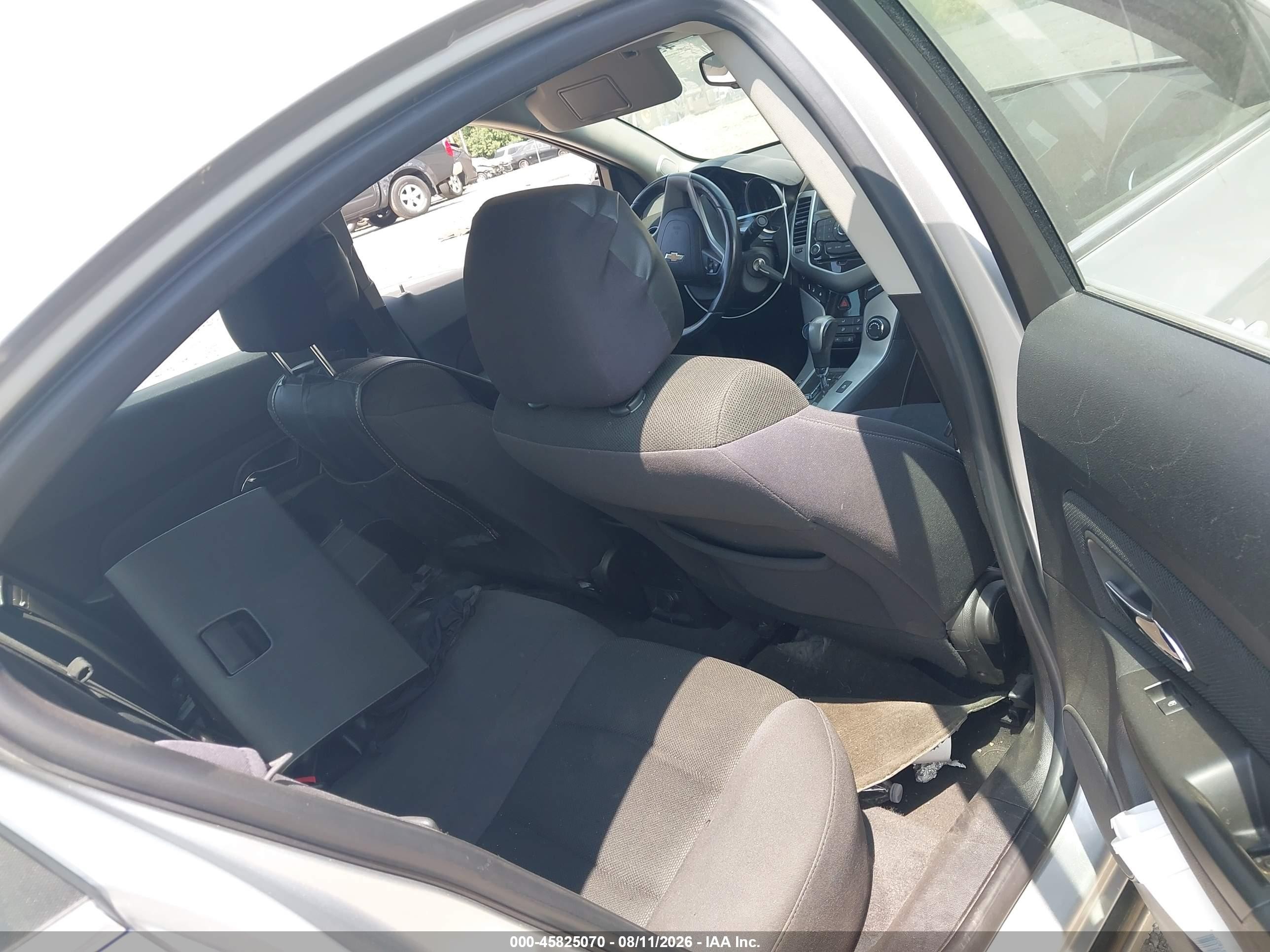 2014 Chevrolet Cruze 1lt Auto Серебряный vin: 1G1PC5SB5E7383331