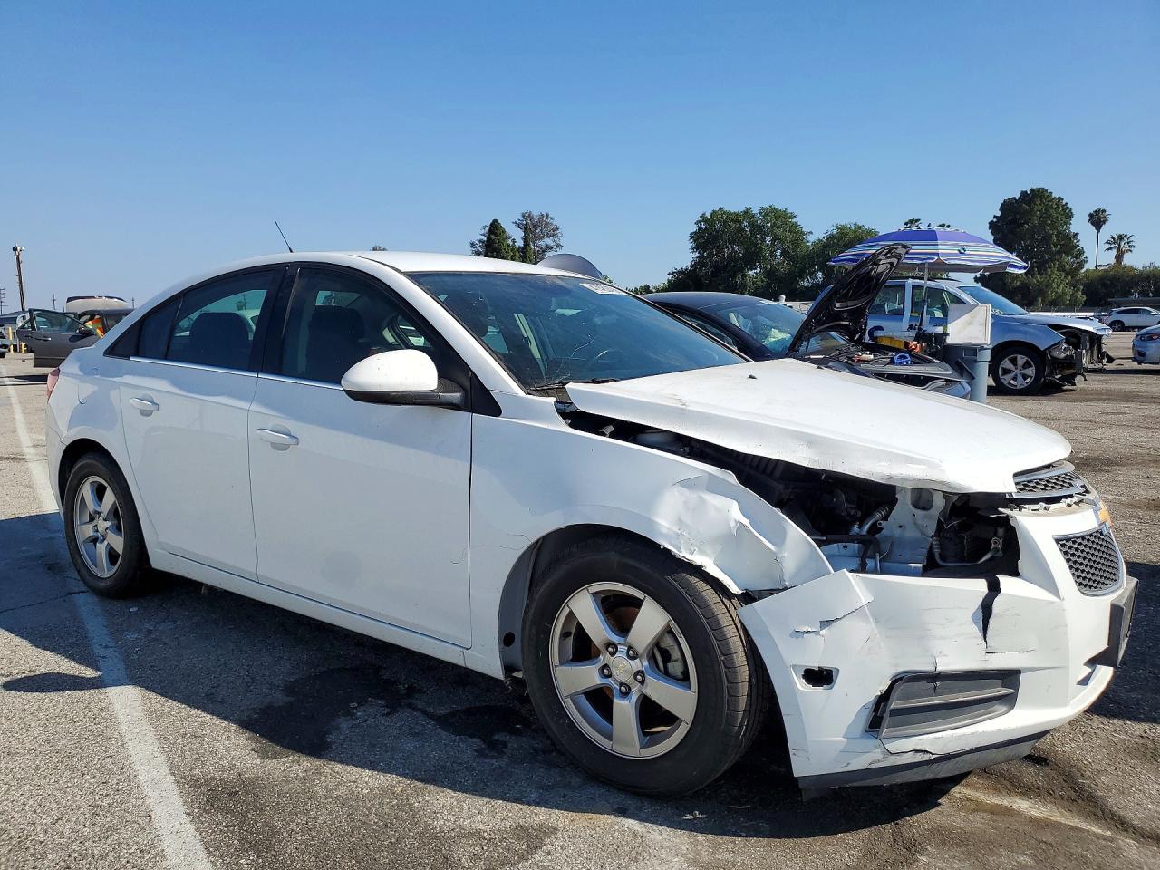 2014 Chevrolet Cruze Lt White vin: 1G1PC5SB5E7394958
