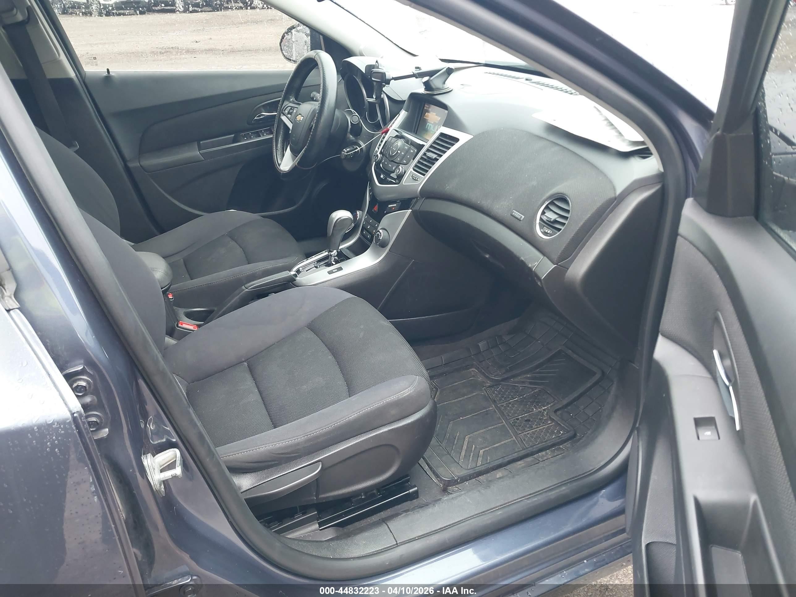 2014 Chevrolet Cruze 1lt Auto Gray vin: 1G1PC5SB5E7453023
