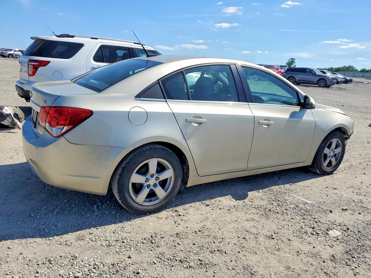 2014 Chevrolet Cruze Lt Gold vin: 1G1PC5SB5E7468542