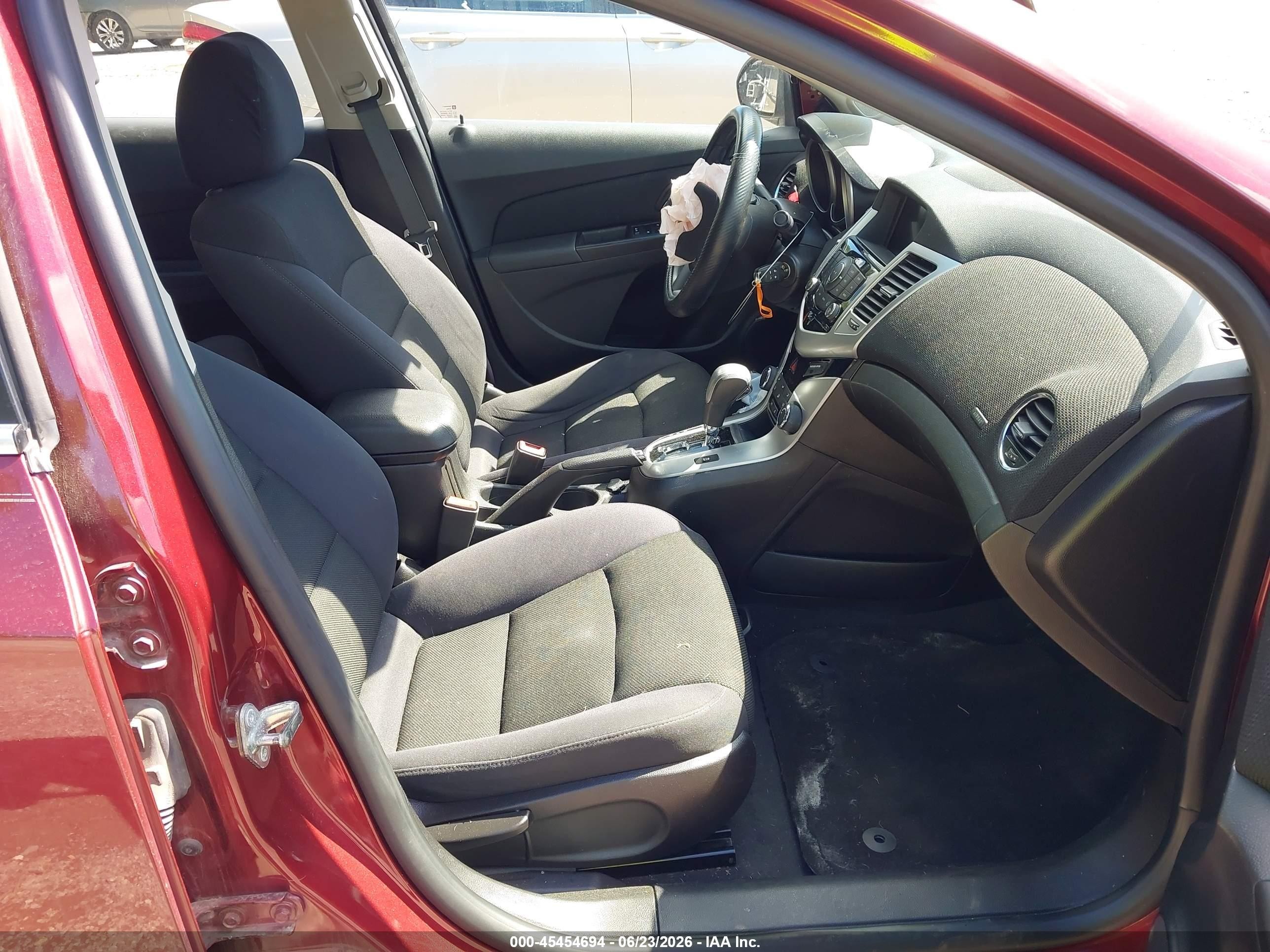 2015 Chevrolet Cruze 1lt Auto Red vin: 1G1PC5SB5F7124632