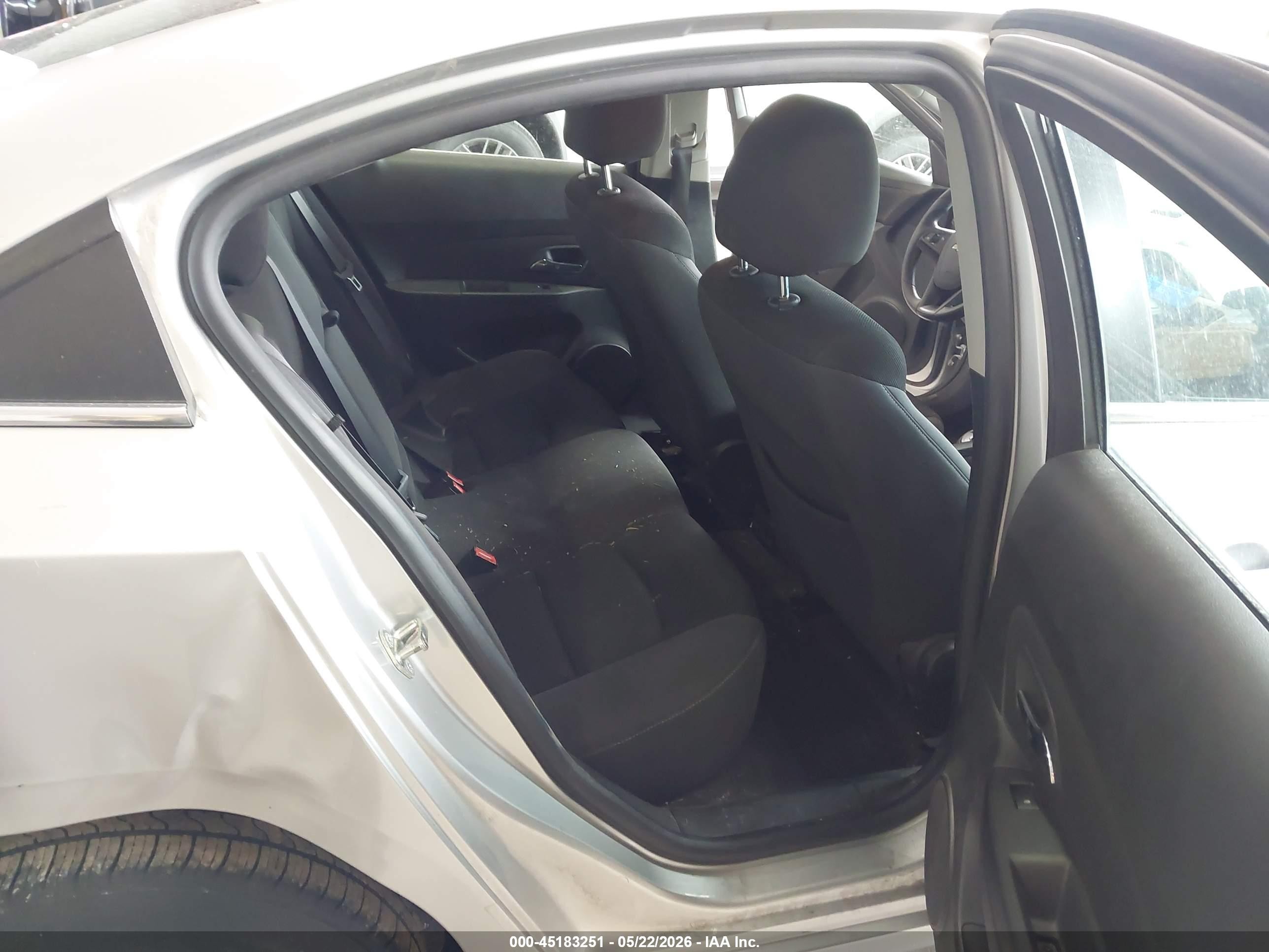 2015 Chevrolet Cruze 1lt Auto Silver vin: 1G1PC5SB5F7145741