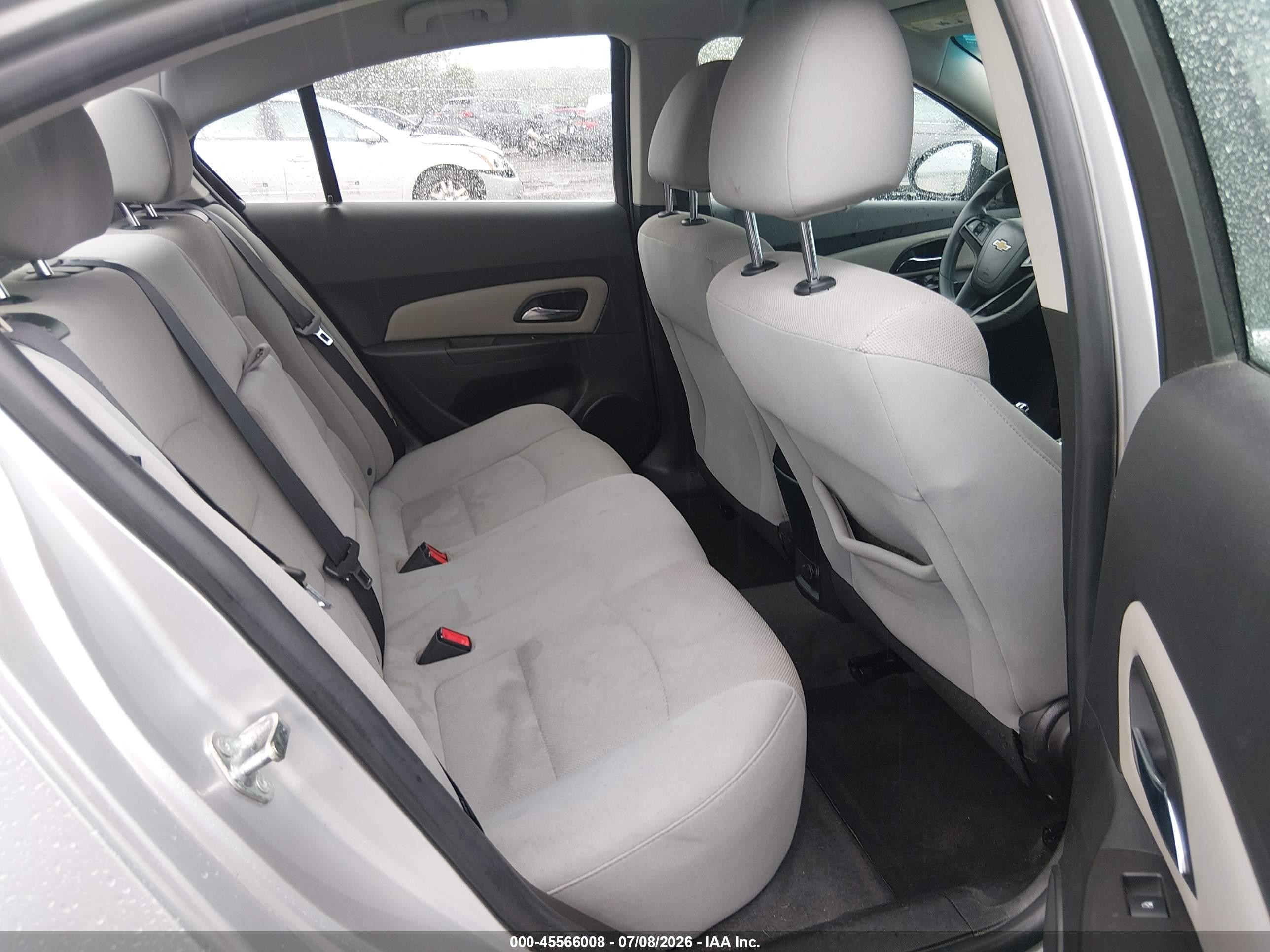 2015 Chevrolet Cruze 1lt Auto Серебряный vin: 1G1PC5SB5F7145934