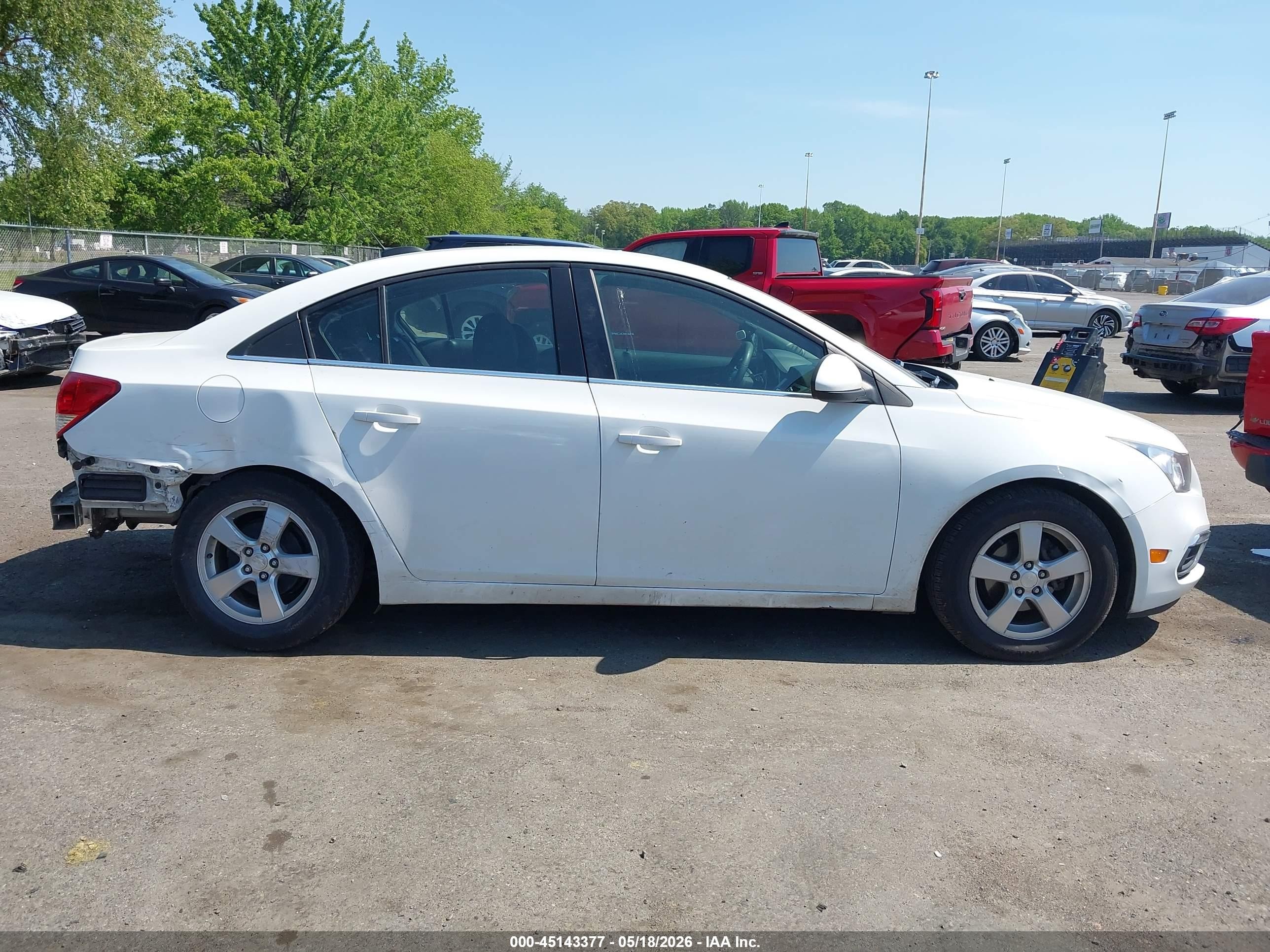 2015 Chevrolet Cruze 1lt Auto White vin: 1G1PC5SB5F7293341