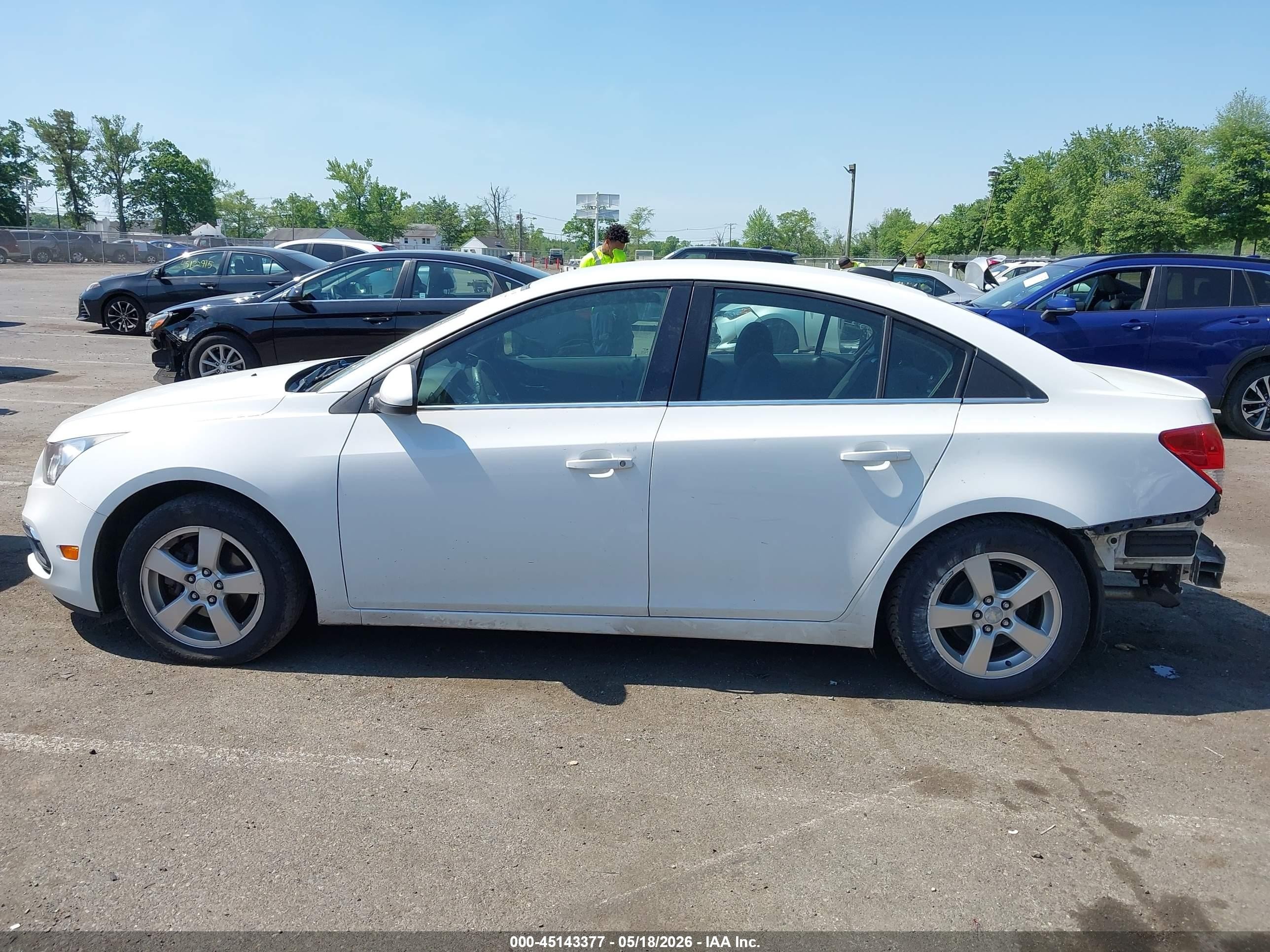 2015 Chevrolet Cruze 1lt Auto White vin: 1G1PC5SB5F7293341
