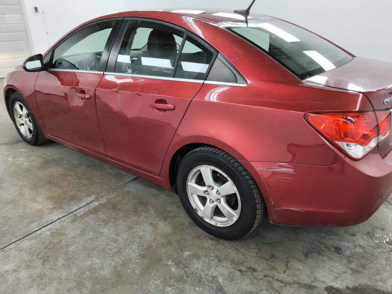 2013 Chevrolet Cruze Lt Red vin: 1G1PC5SB6D7251550 Damage: Left Front Door, Severe Damage, Replacement Required