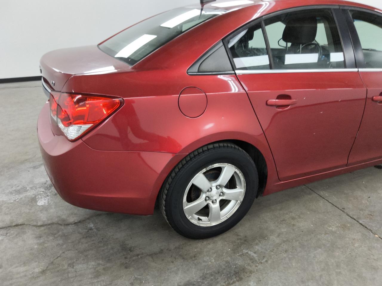 2013 Chevrolet Cruze Lt Red vin: 1G1PC5SB6D7251550 Damage: Right Qtr Panel, Dent(S) W/ Paint Dmg, 1 To 2 Inches