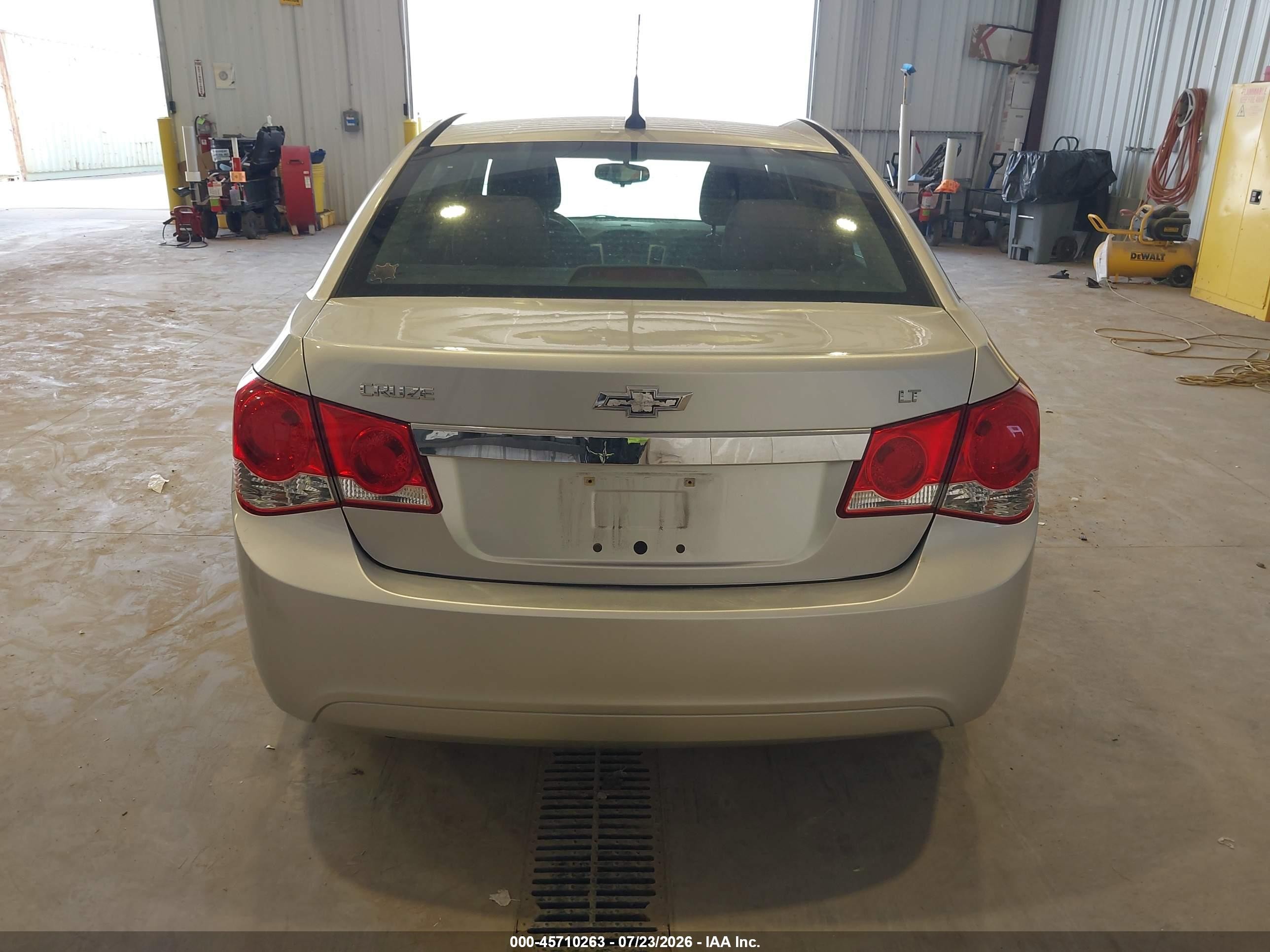 2014 Chevrolet Cruze 1lt Auto Silver vin: 1G1PC5SB6E7298031