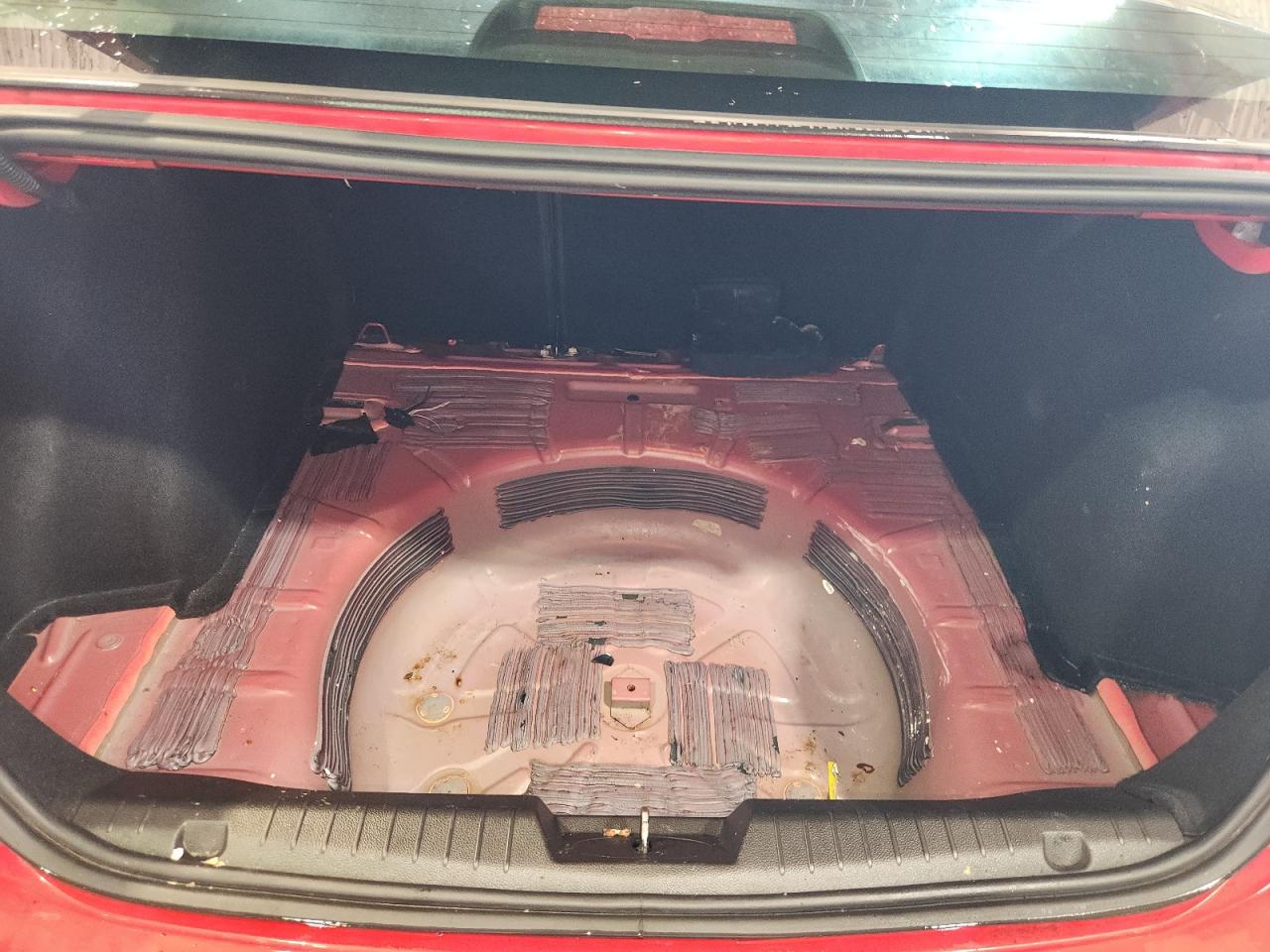2014 Chevrolet Cruze Lt Red vin: 1G1PC5SB6E7300019 Damage: Trunk/Cargo Mat, Missing, Replacement Required