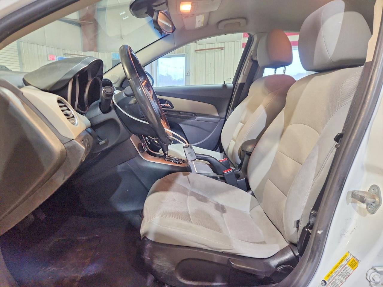 2014 Chevrolet Cruze Lt White vin: 1G1PC5SB6E7328466