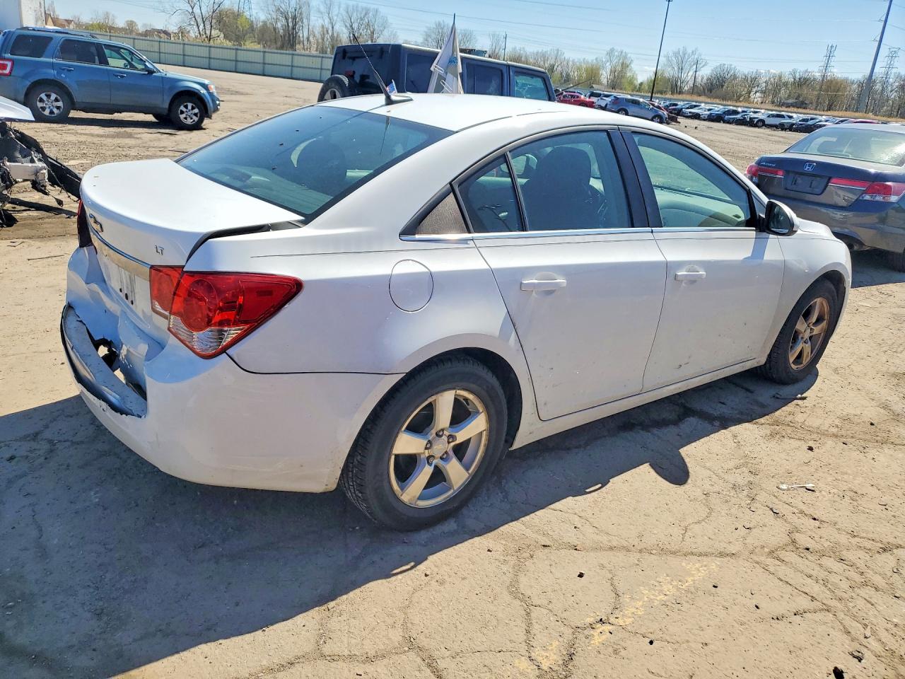 2014 Chevrolet Cruze Lt White vin: 1G1PC5SB6E7334381