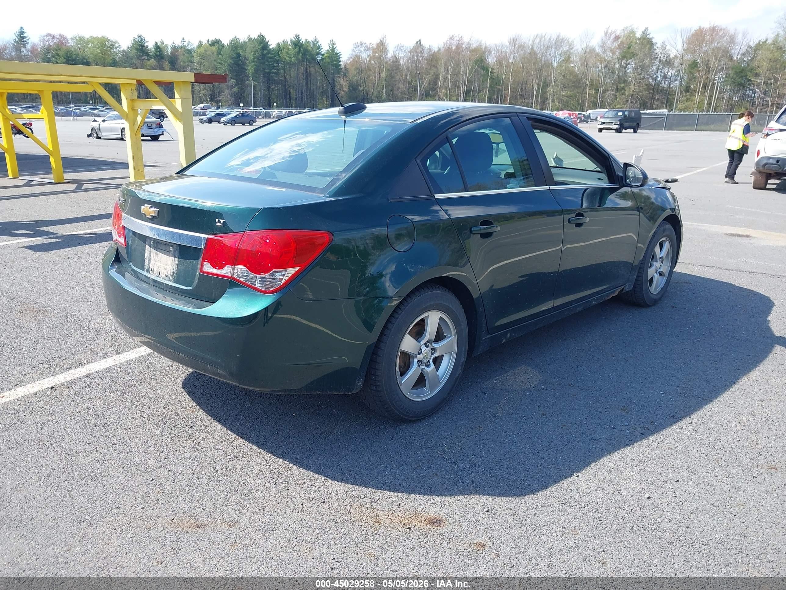 2015 Chevrolet Cruze 1lt Auto Green vin: 1G1PC5SB6F7180370