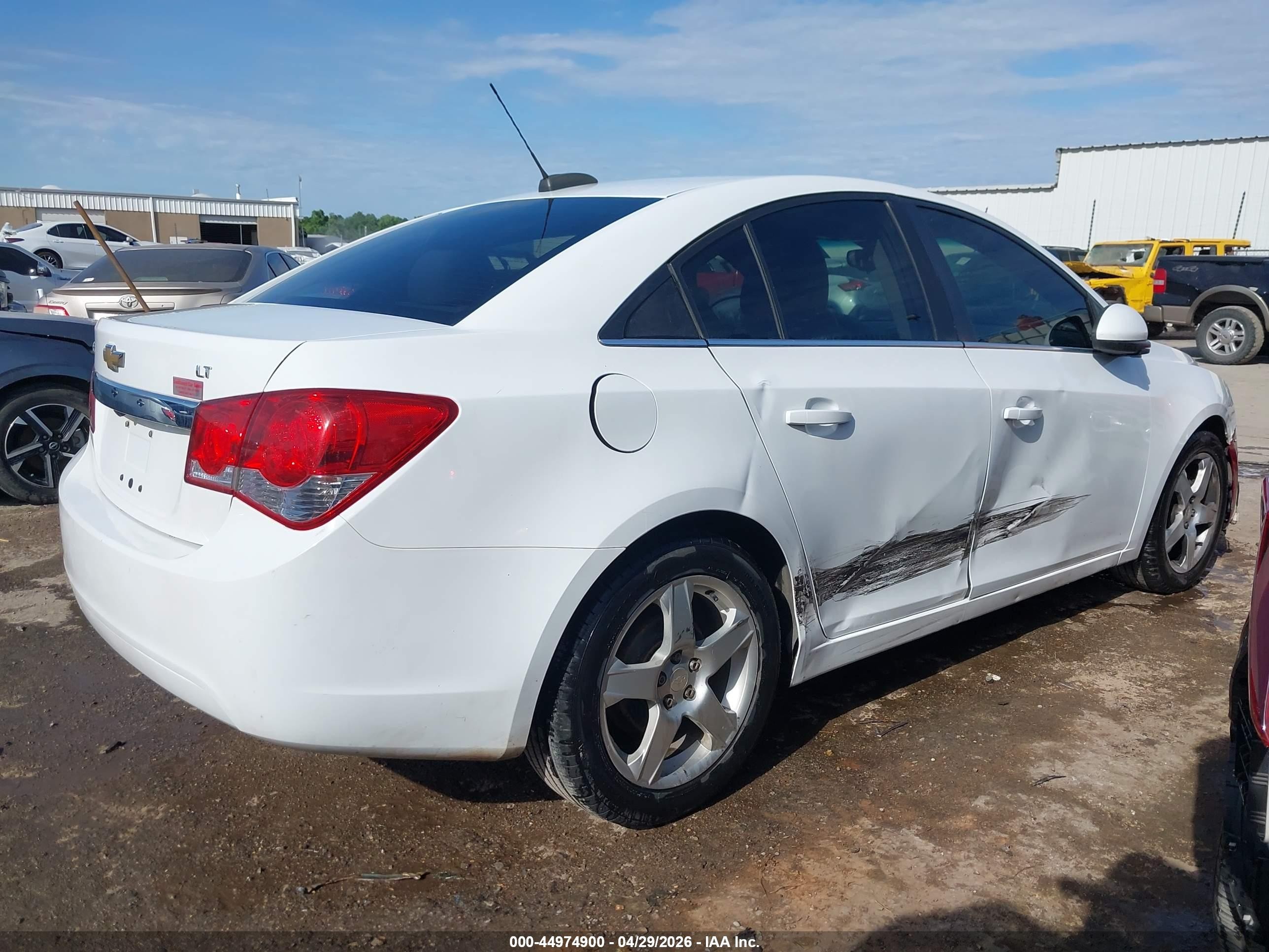 2015 Chevrolet Cruze 1lt Auto White vin: 1G1PC5SB6F7245069