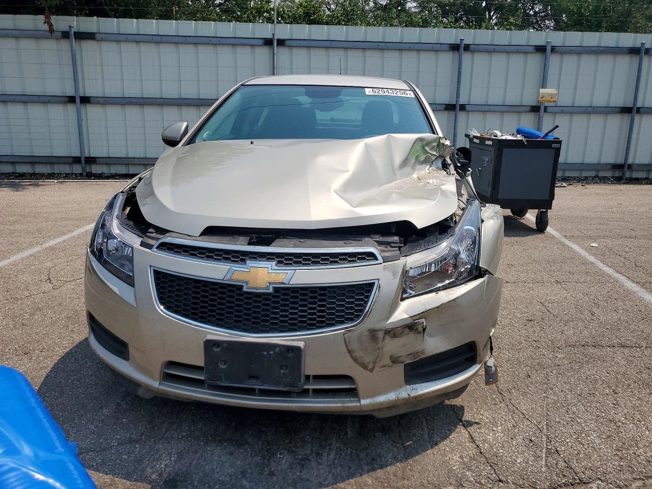 2014 Chevrolet Cruze Lt Beige vin: 1G1PC5SB7E7221944