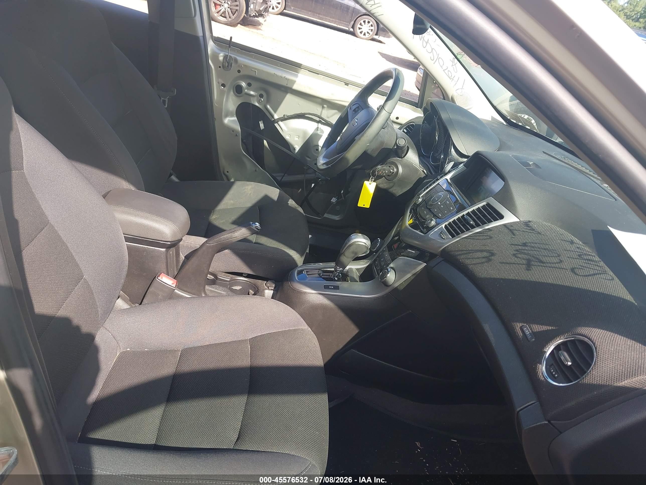 2014 Chevrolet Cruze 1lt Auto Золотой vin: 1G1PC5SB7E7369446