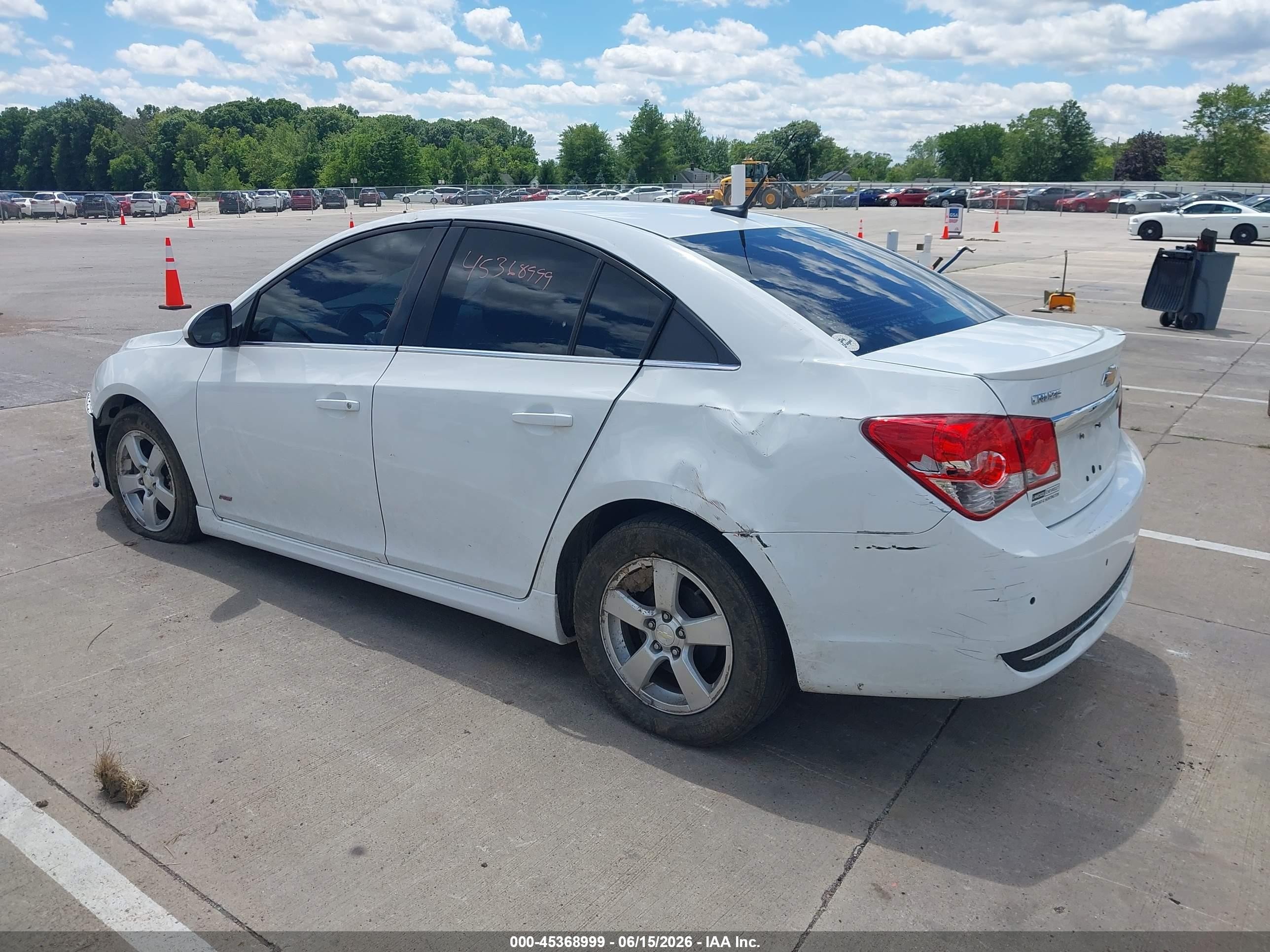 2014 Chevrolet Cruze 1lt Auto White vin: 1G1PC5SB7E7407225