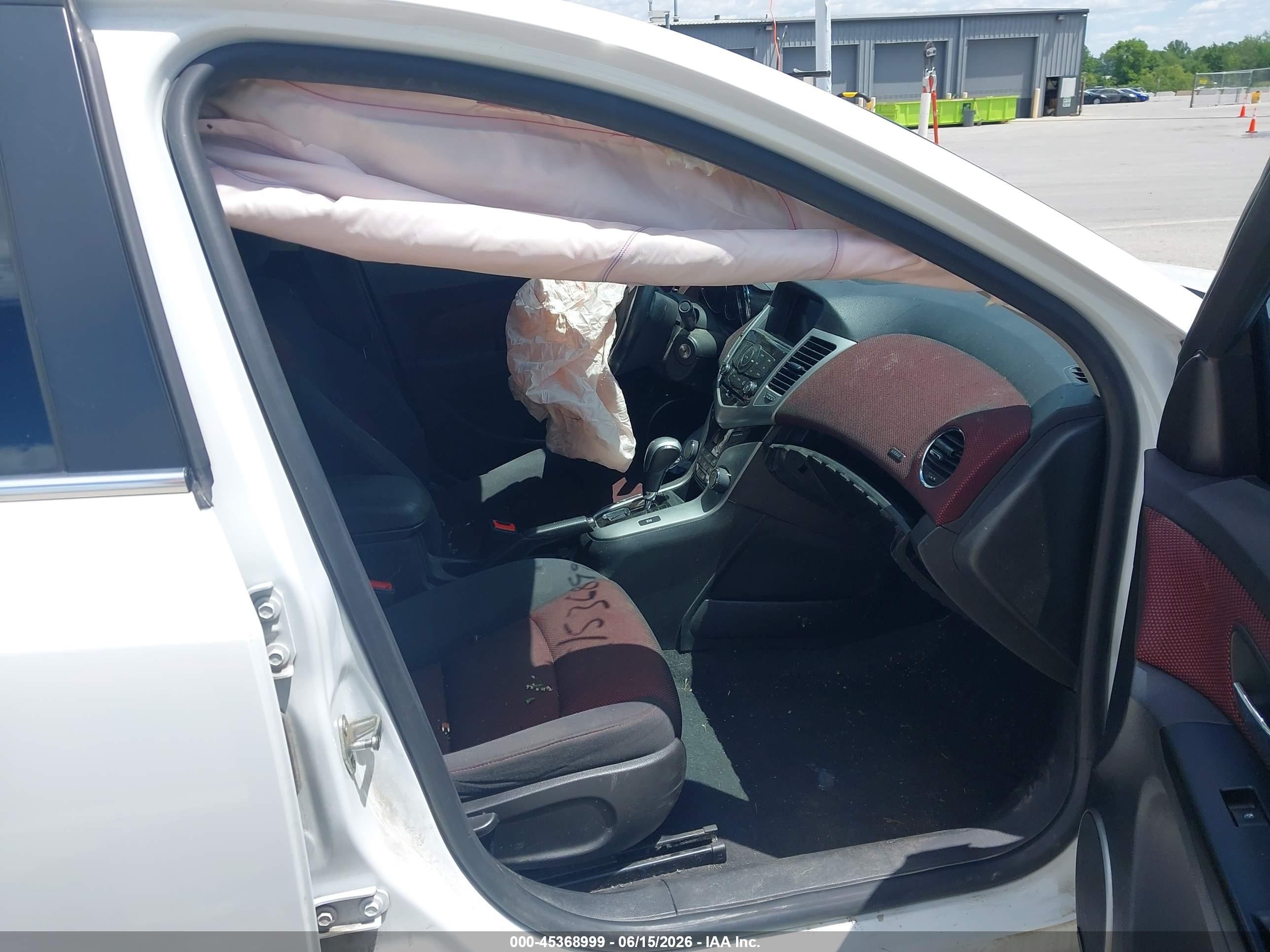 2014 Chevrolet Cruze 1lt Auto White vin: 1G1PC5SB7E7407225
