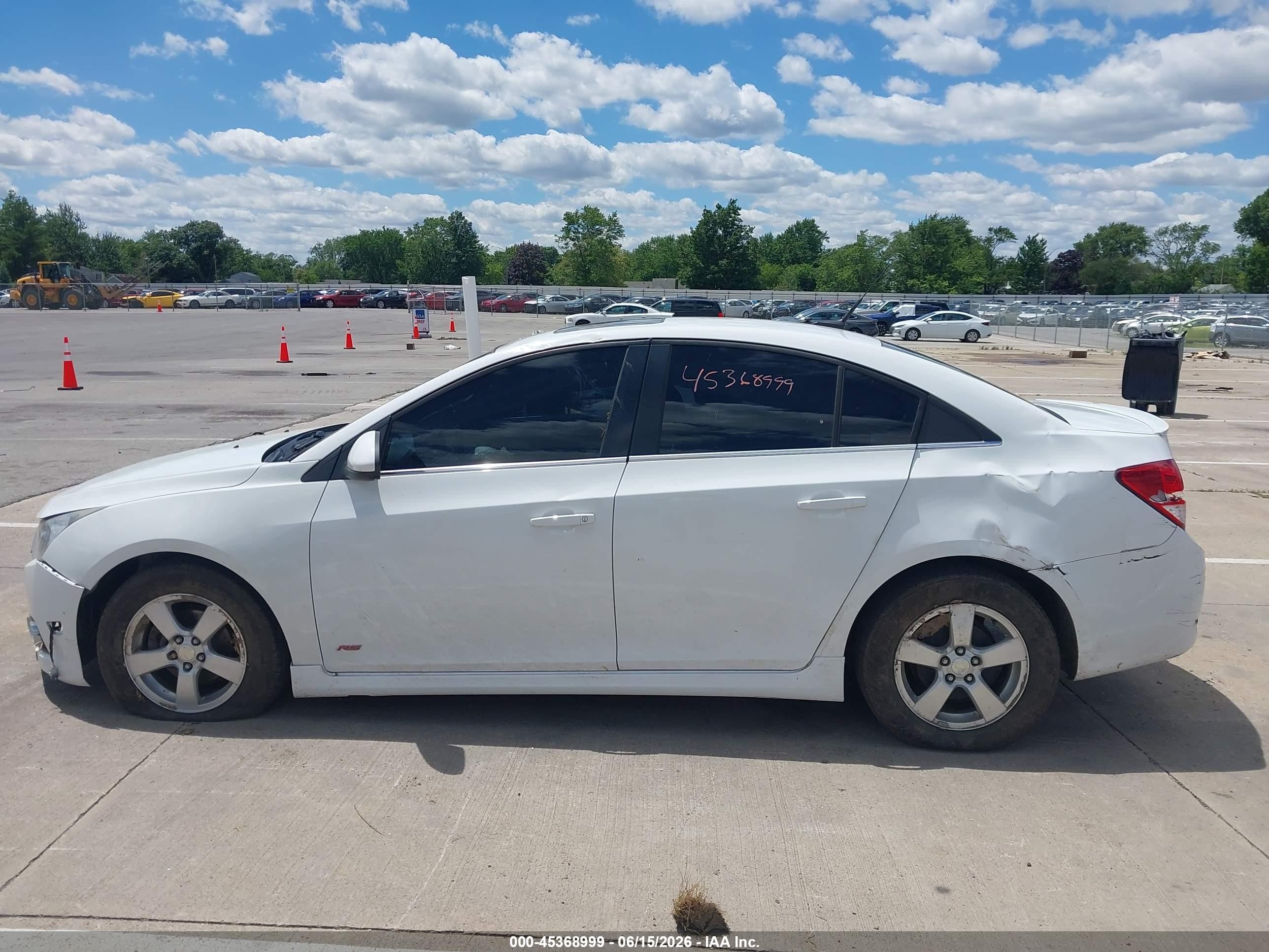 2014 Chevrolet Cruze 1lt Auto White vin: 1G1PC5SB7E7407225