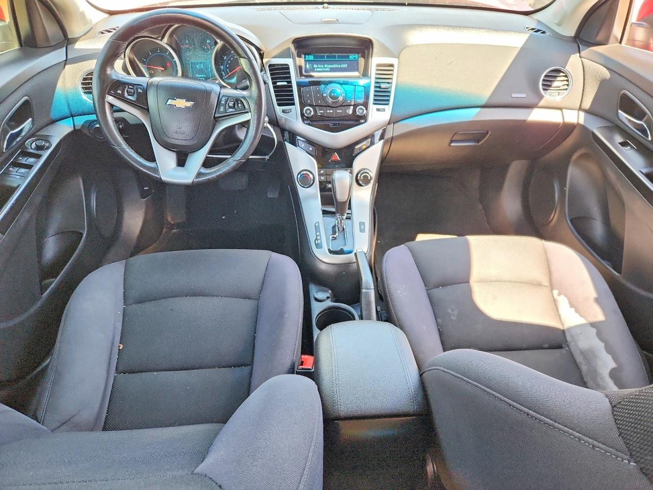 2014 Chev Cruze Red vin: 1G1PC5SB7E7424543