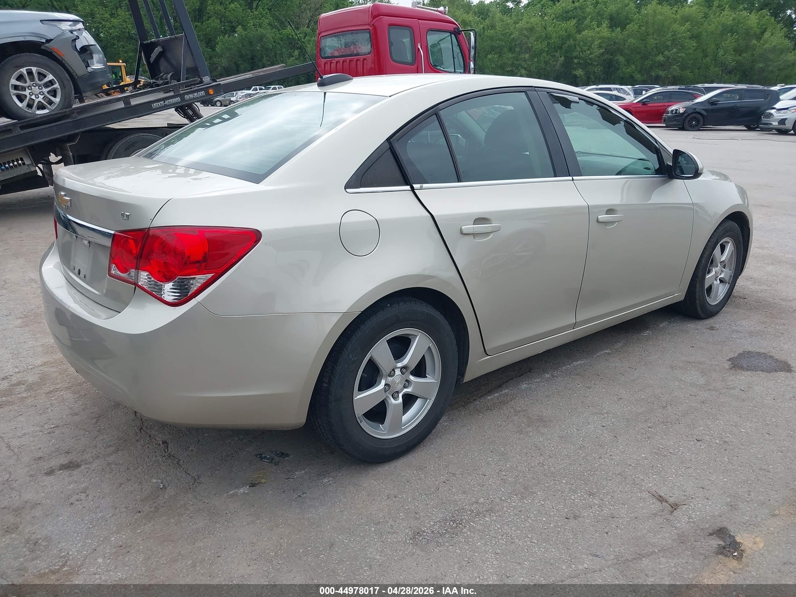 2015 Chevrolet Cruze 1lt Auto Tan vin: 1G1PC5SB7F7140511