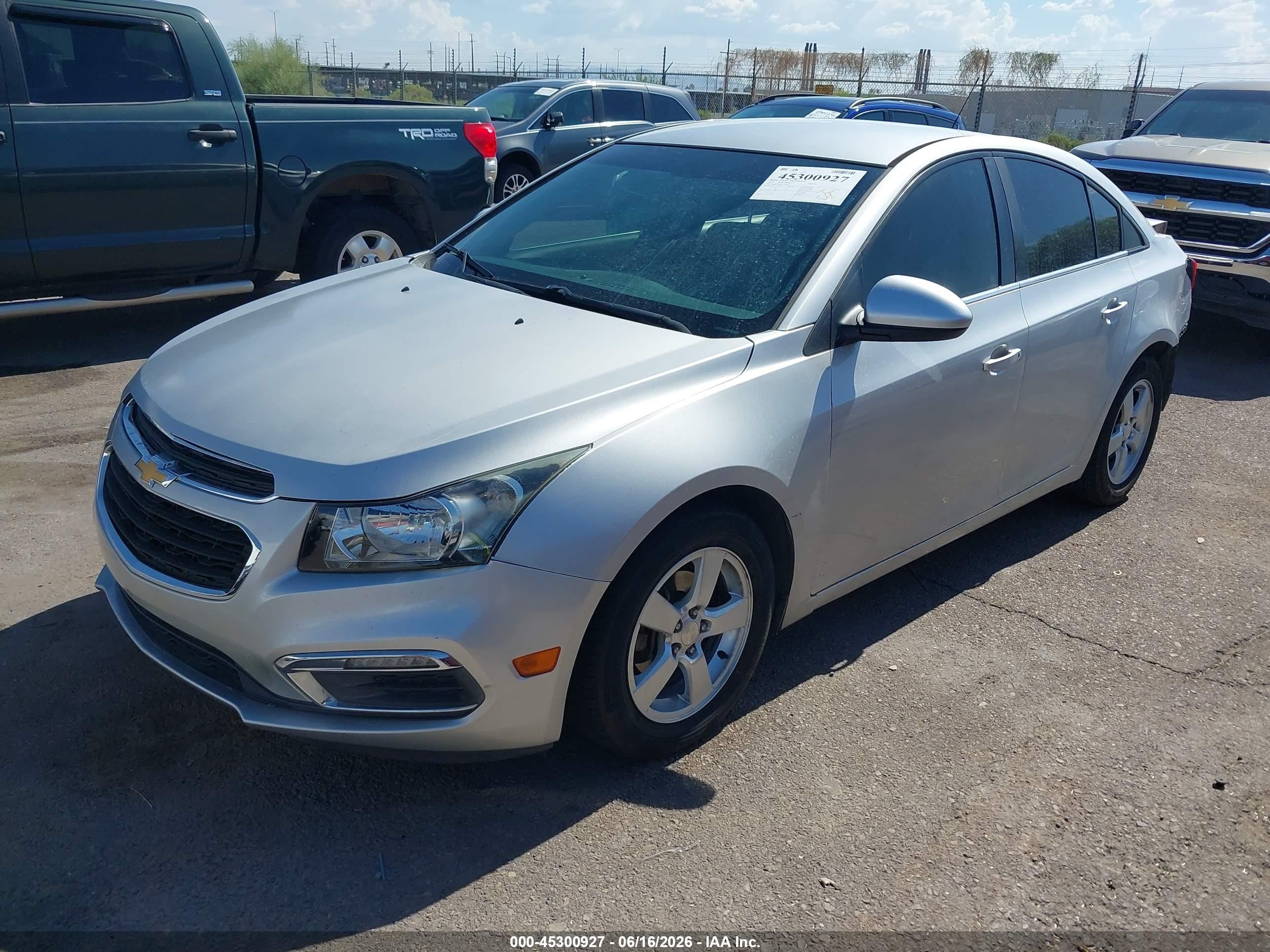 2015 Chevrolet Cruze 1lt Auto Silver vin: 1G1PC5SB7F7150360