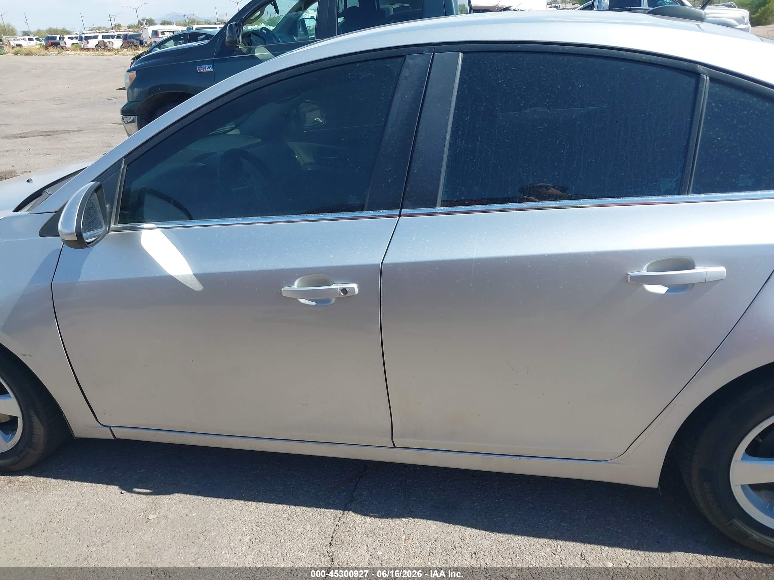 2015 Chevrolet Cruze 1lt Auto Silver vin: 1G1PC5SB7F7150360