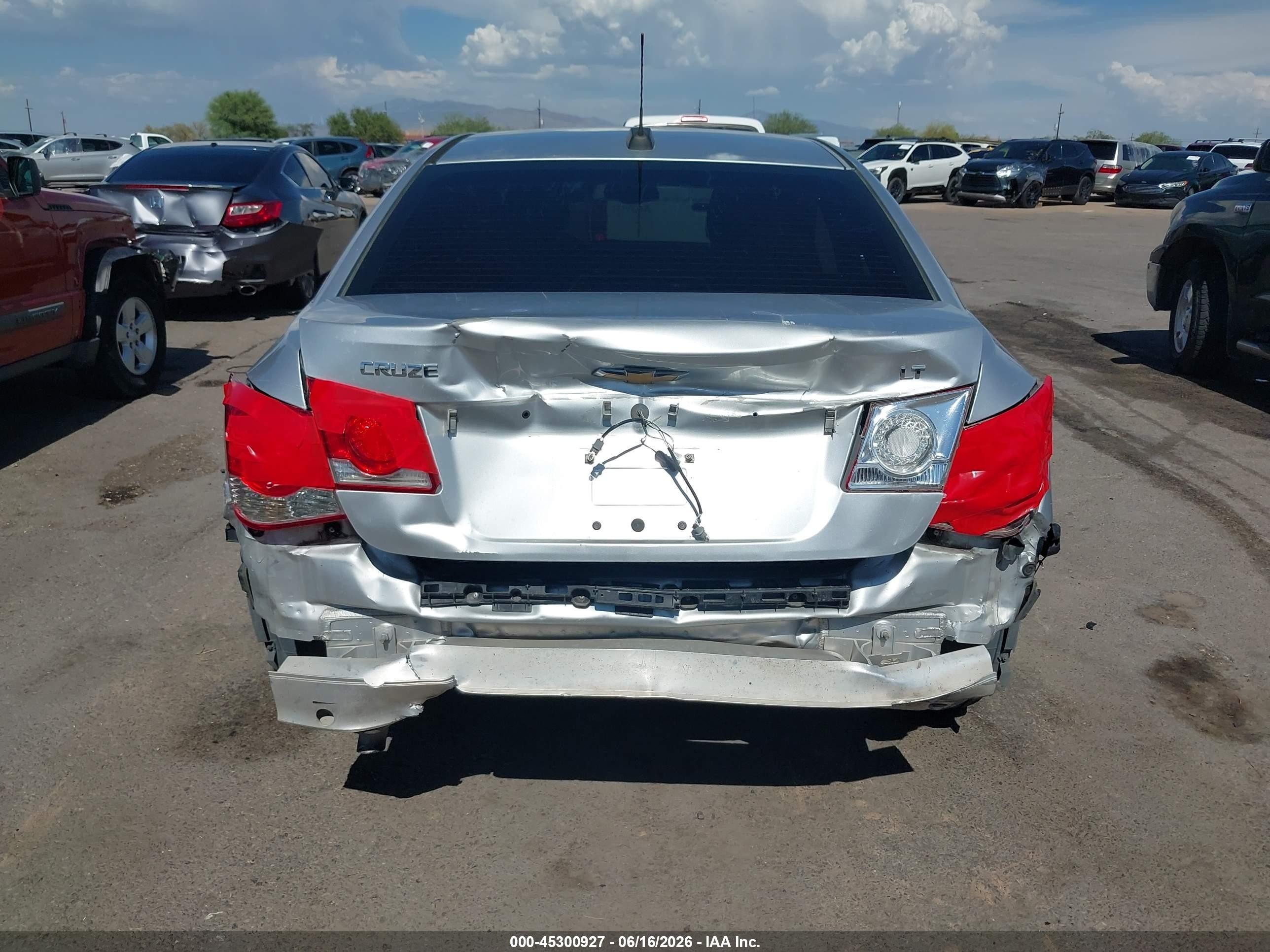 2015 Chevrolet Cruze 1lt Auto Silver vin: 1G1PC5SB7F7150360