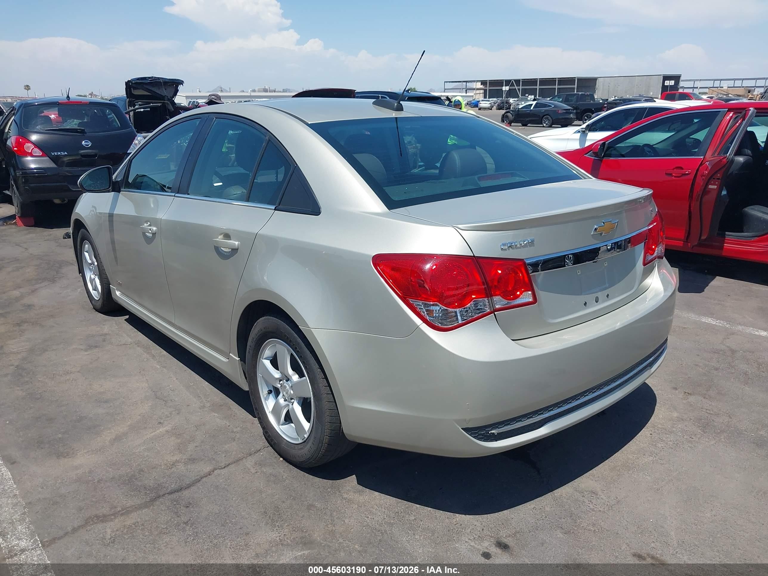 2015 Chevrolet Cruze 1lt Auto Beige vin: 1G1PC5SB7F7174223