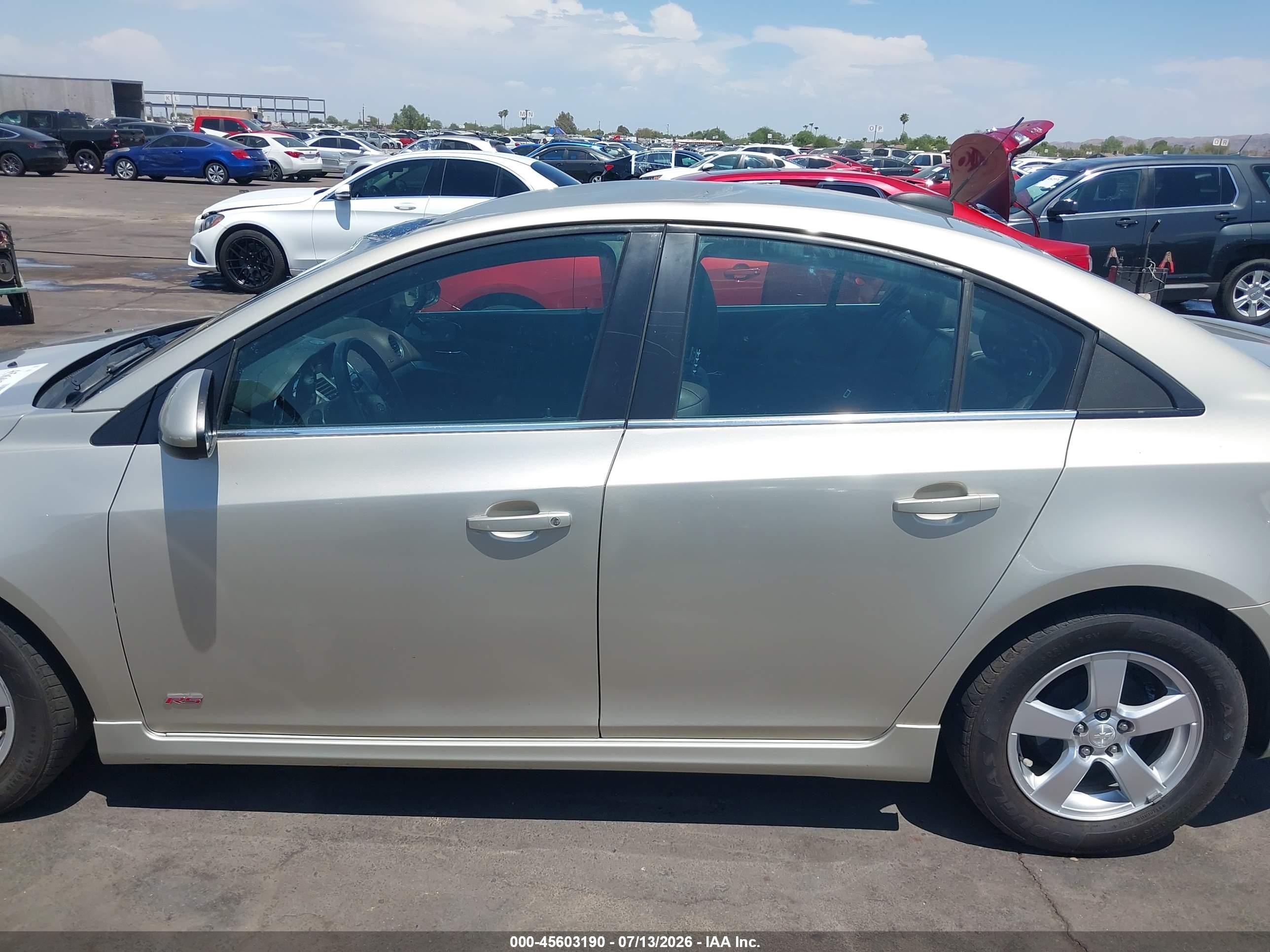 2015 Chevrolet Cruze 1lt Auto Beige vin: 1G1PC5SB7F7174223